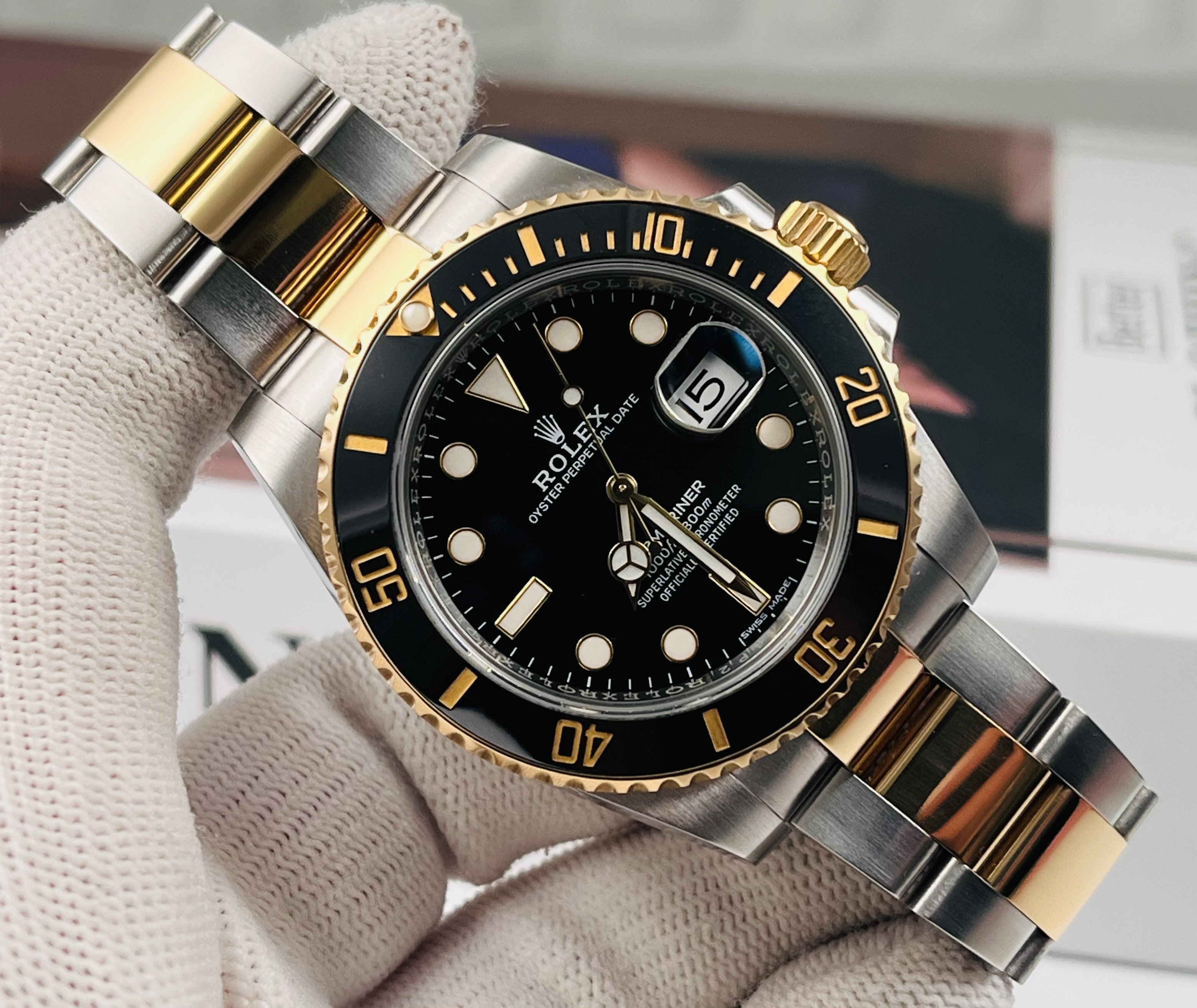 Rolex 116613 detail 2