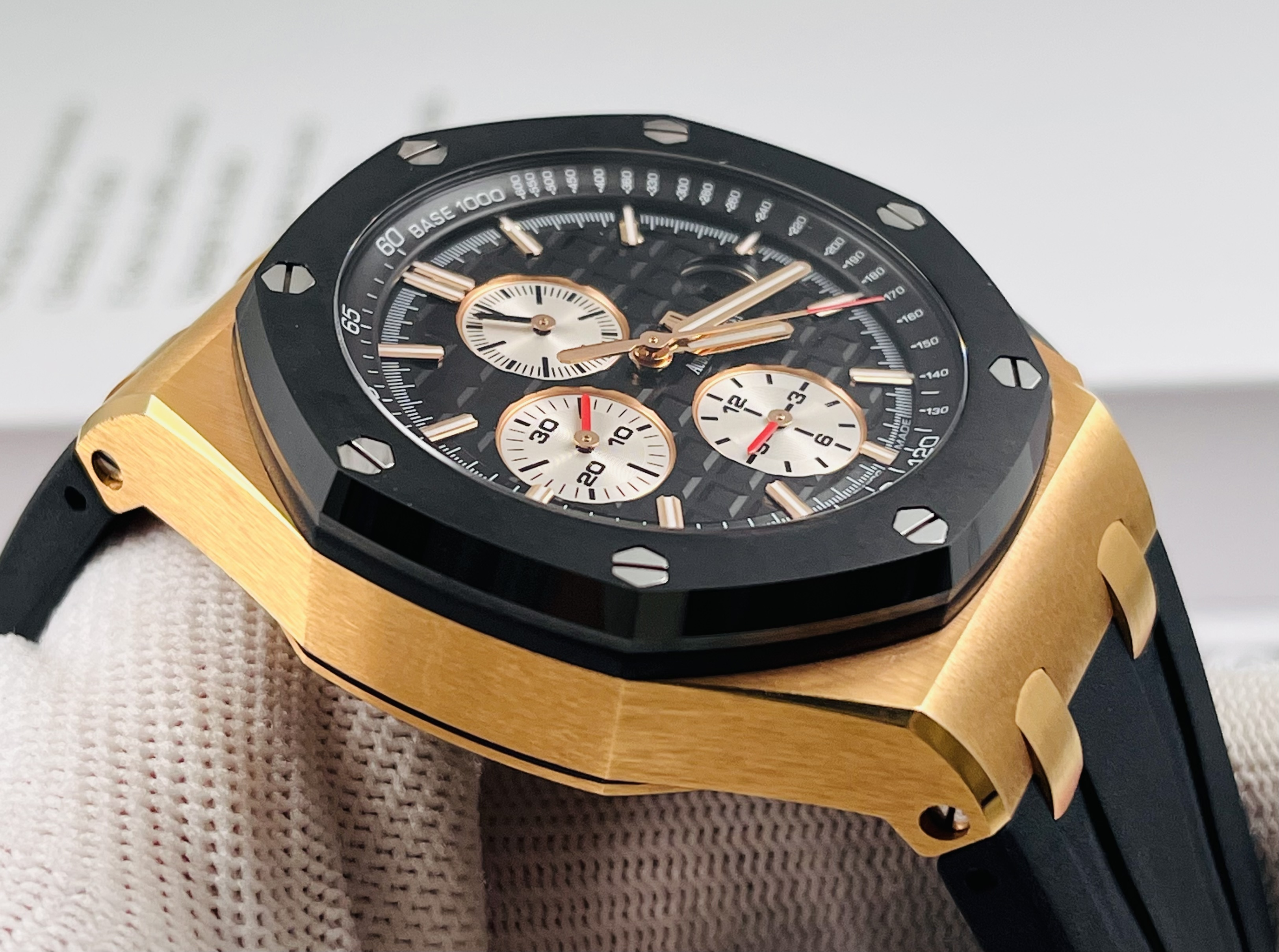 Audemars Piguet 26400RO.OO.A002CA.01 detail 2