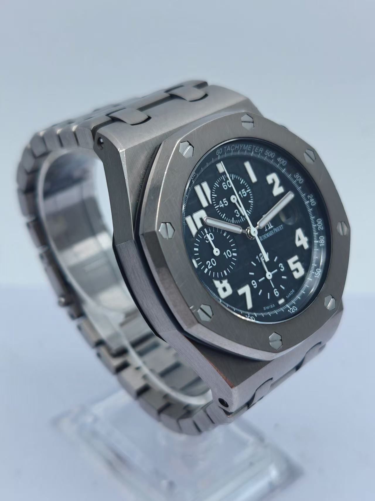 Audemars Piguet 26170ti.oo.1000ti.06 detail 2