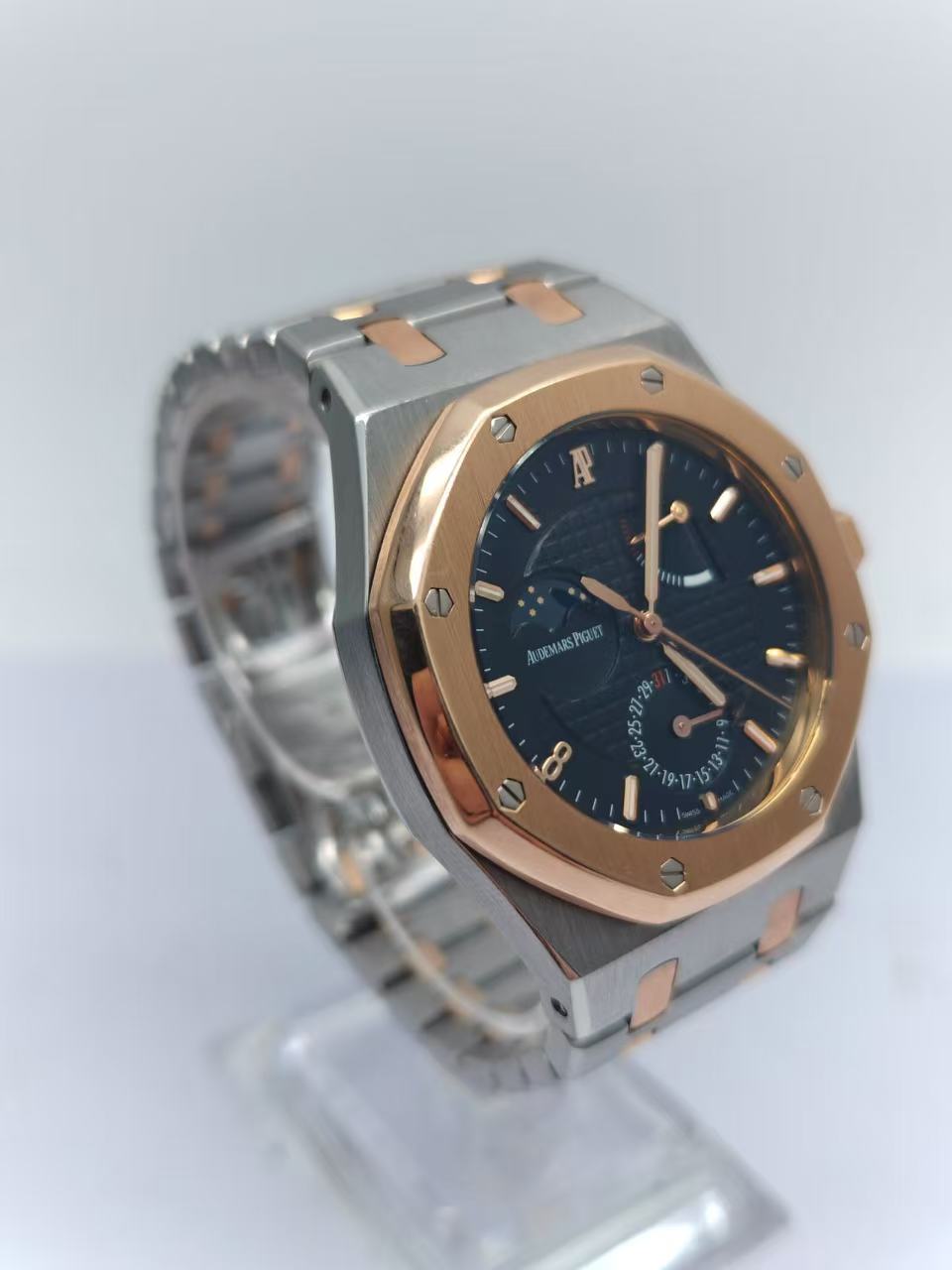 Audemars Piguet 26168sr.oo.1220sr.01 detail 2
