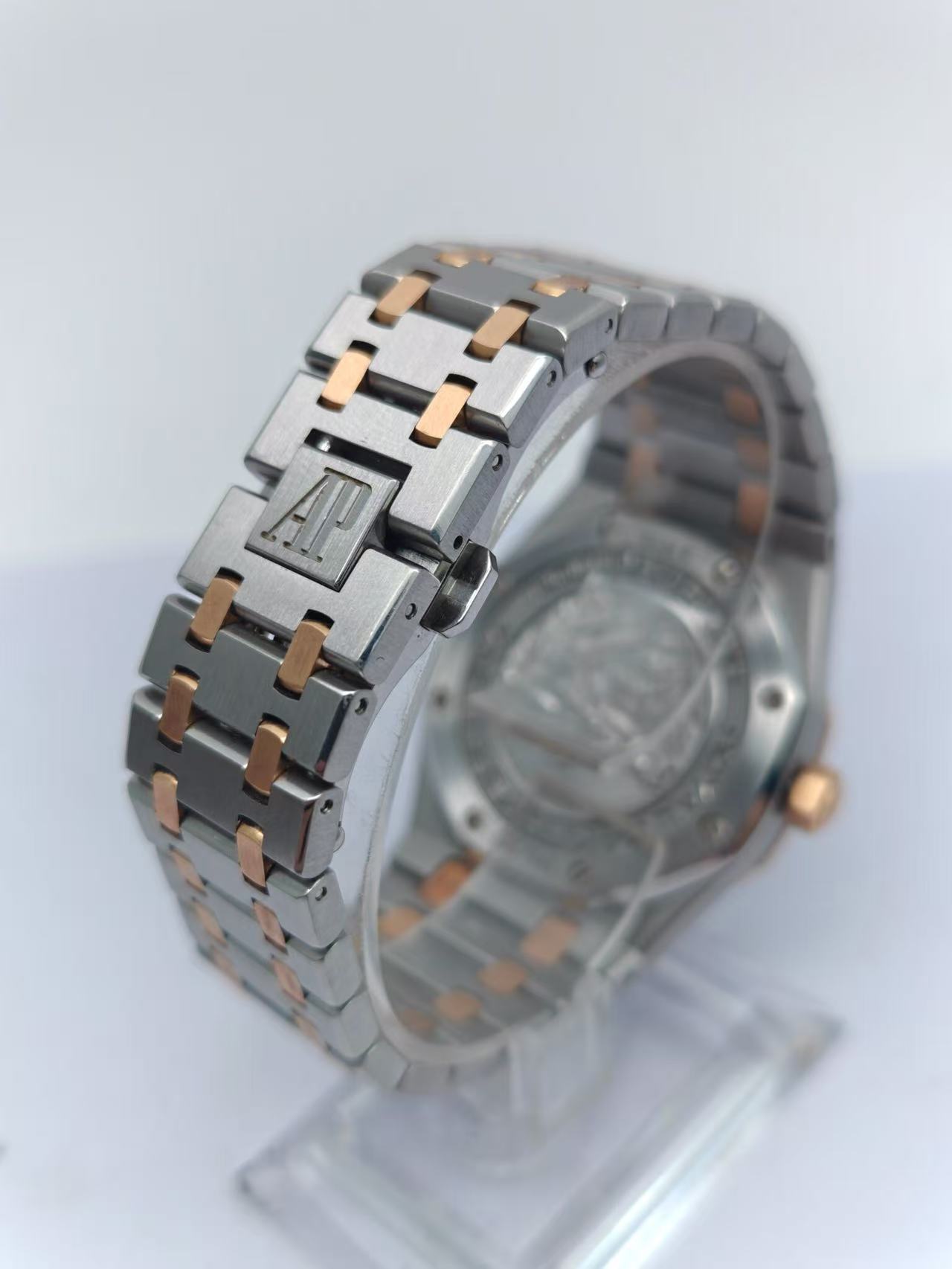 Audemars Piguet 26168sr.oo.1220sr.01 detail 3