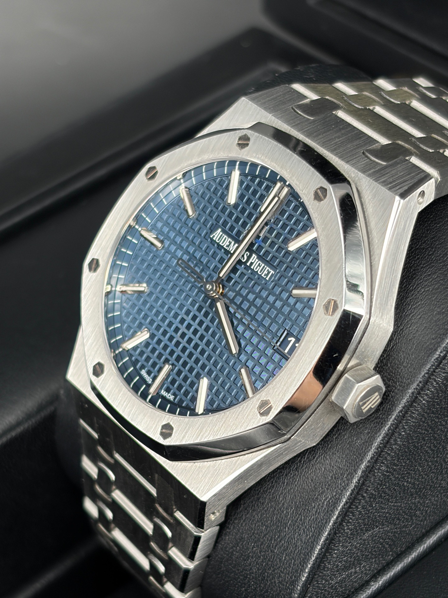 Audemars Piguet 15500ST.OO.1220ST.01