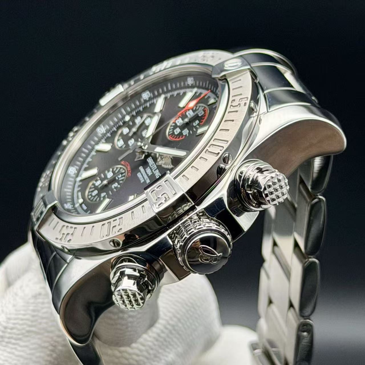 Breitling A1338111 detail 3