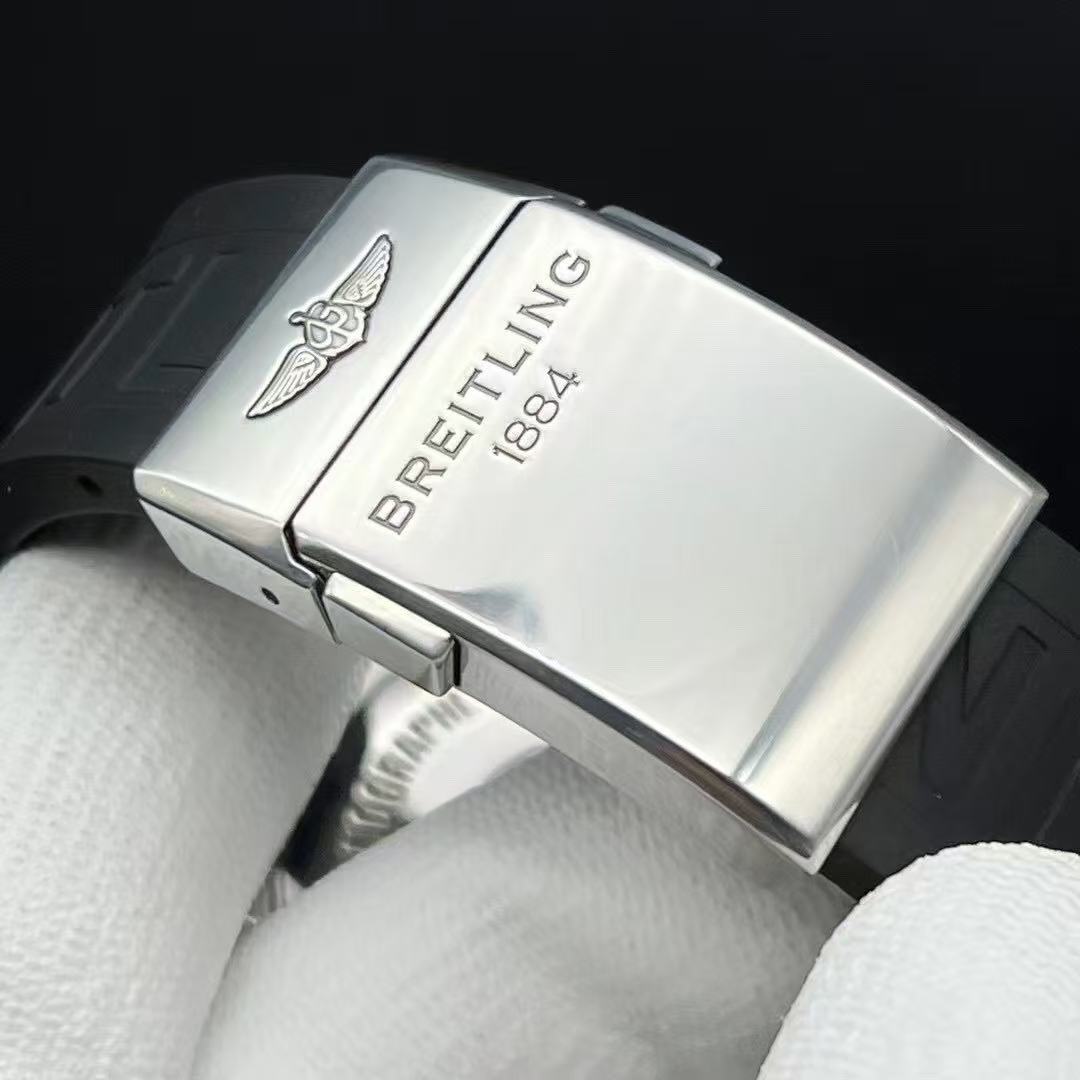 Breitling AB041012 detail 6