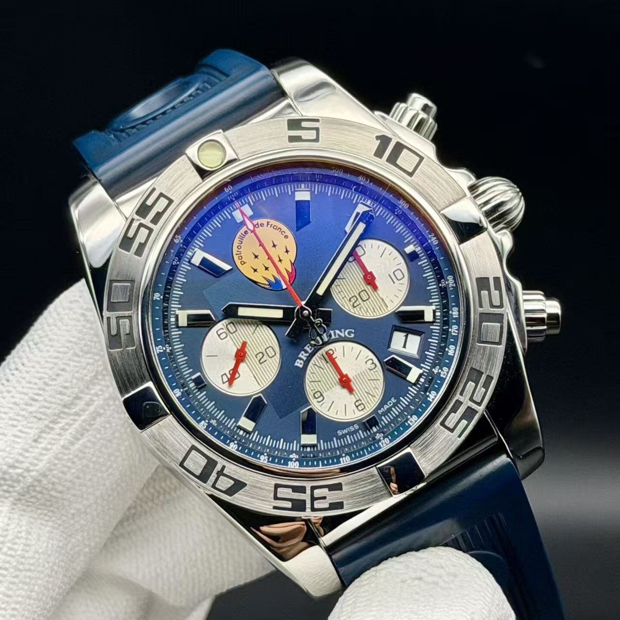 Breitling AB01109E detail 7
