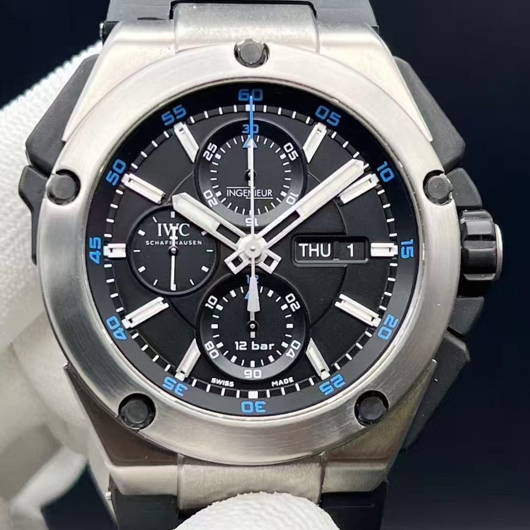 IWC IW386503 detail 6