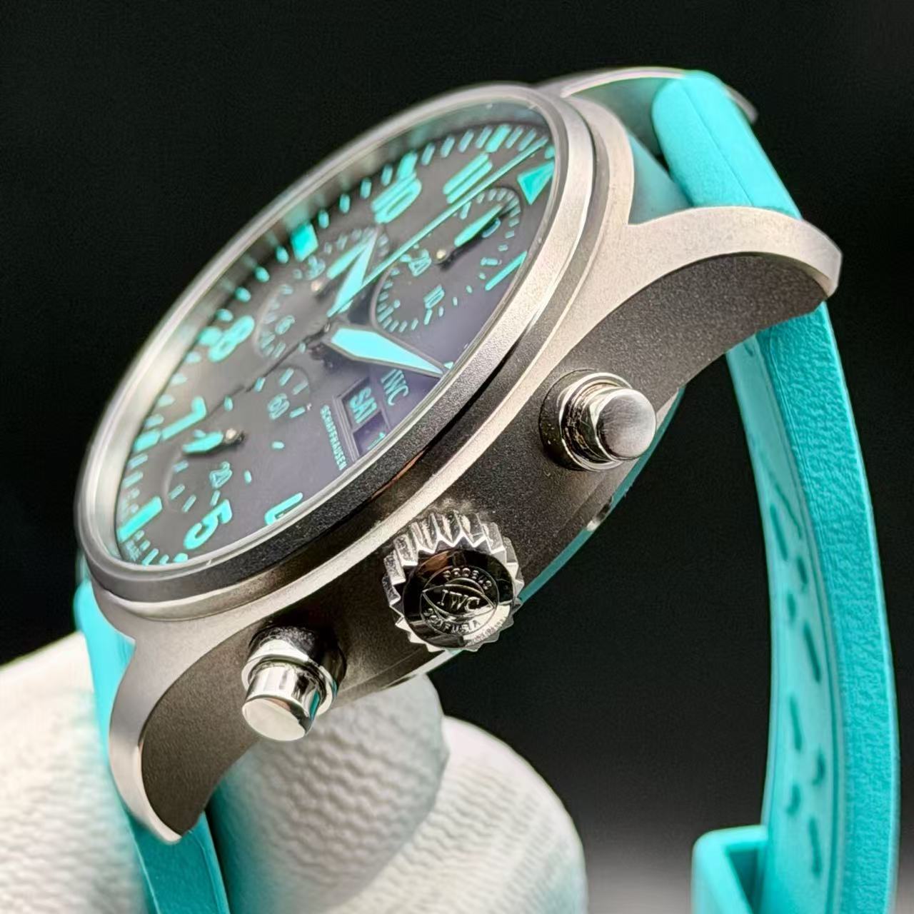 IWC IW388108 detail 3