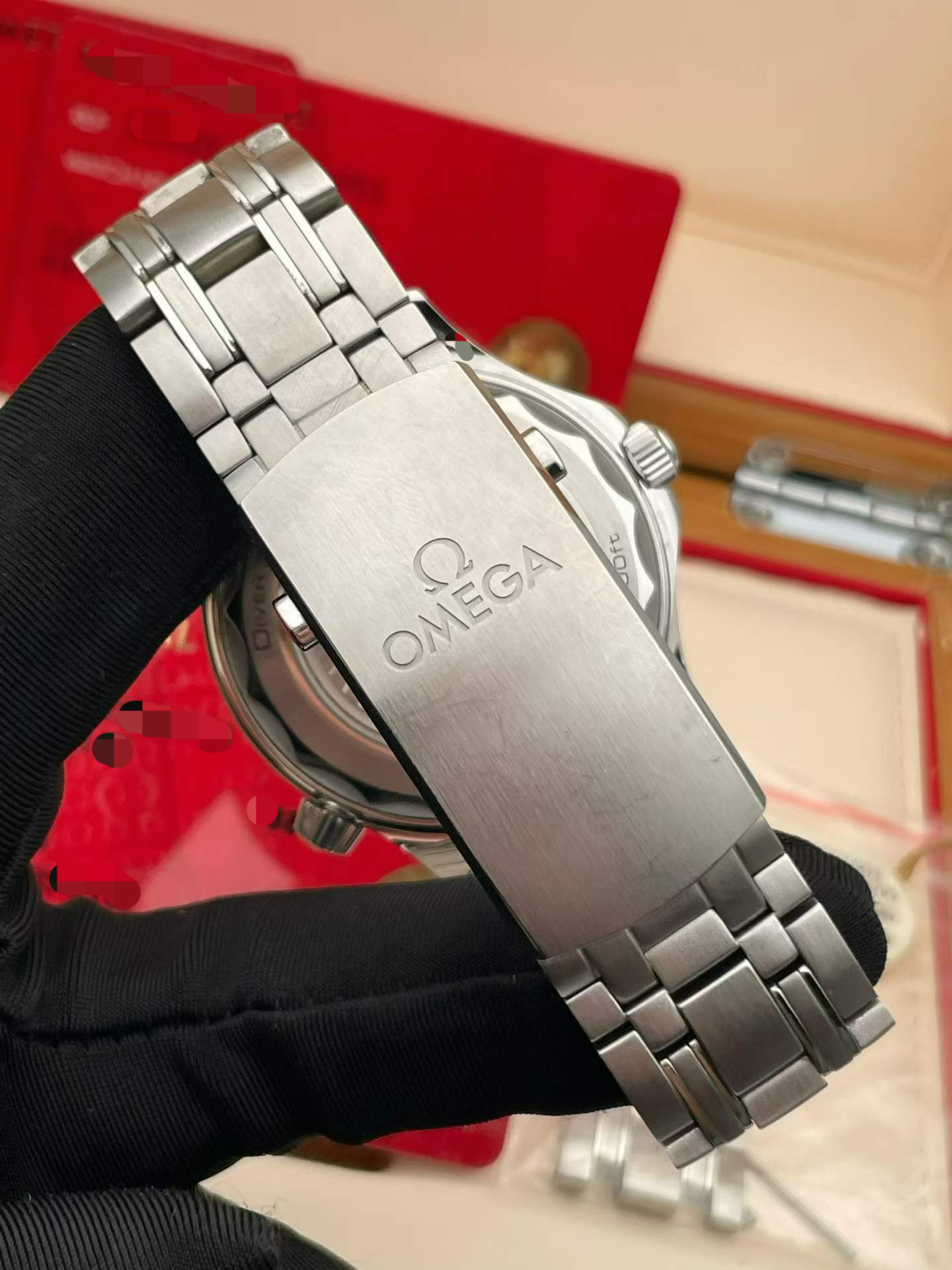 Omega 210.30.42.20.01.001 detail 4