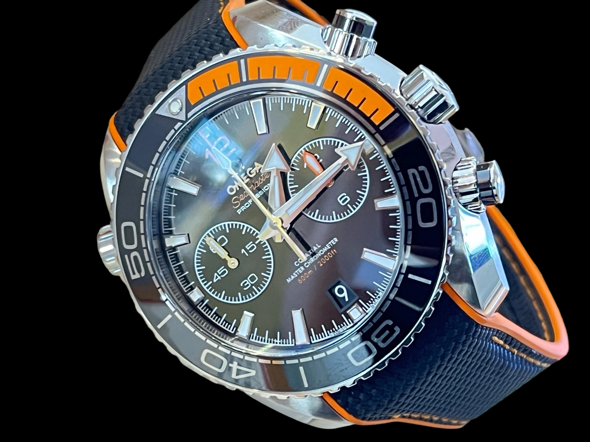 Omega 215.32.46.51.01.001 detail 4