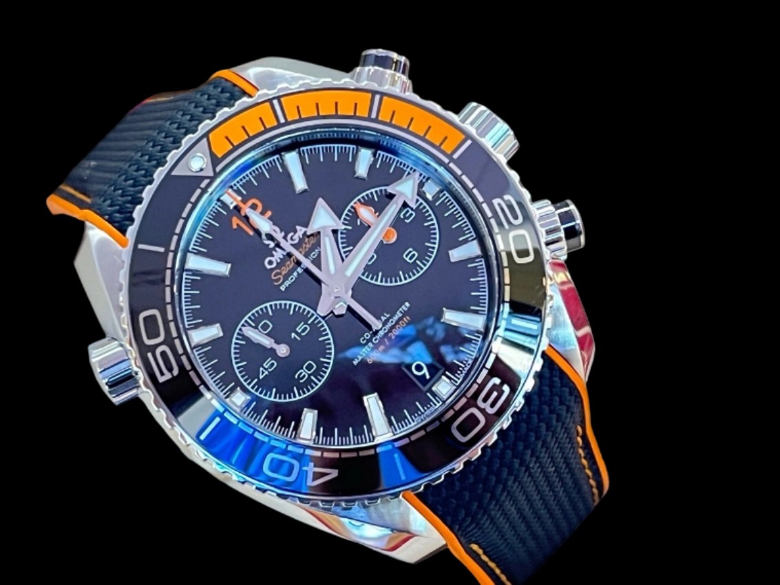 Omega 215.32.46.51.01.001 detail 3