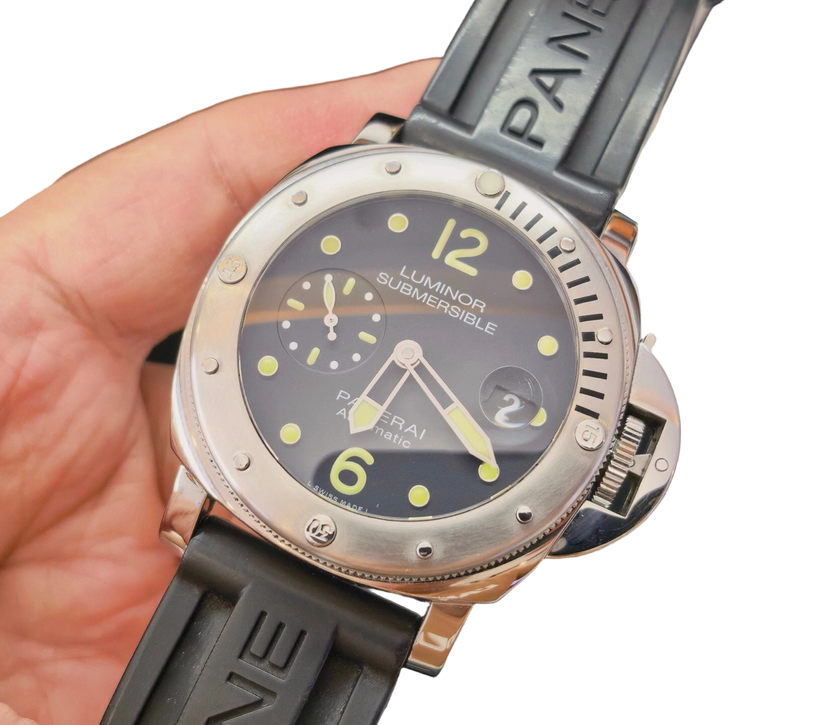 Panerai PAM01024 detail 1