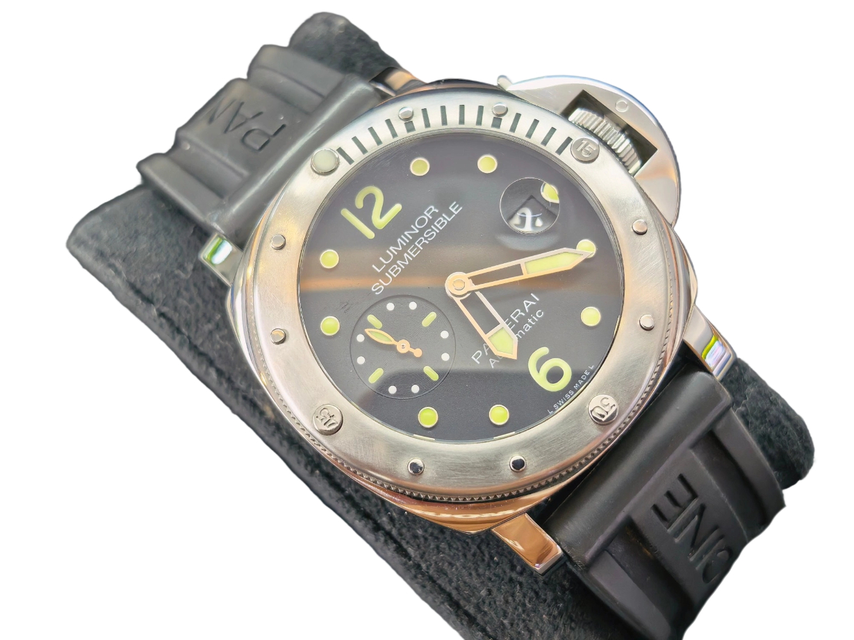 Panerai PAM01024 detail 3