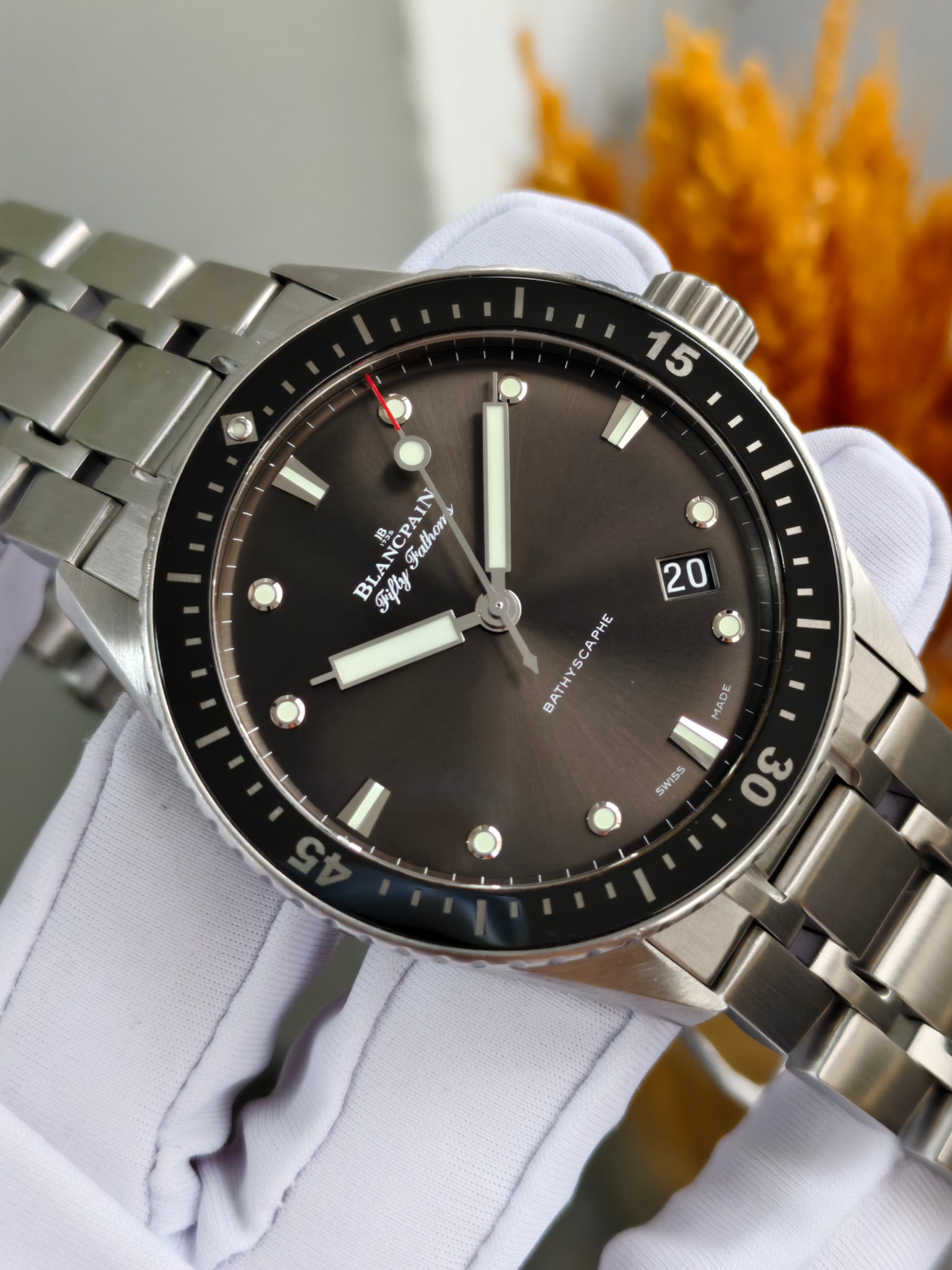 Blancpain 5000-1110-70B detail 1