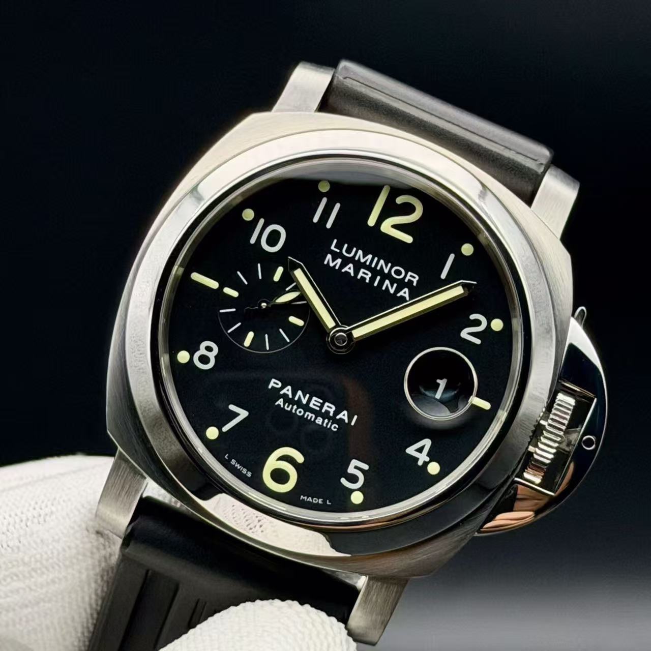 Panerai PAM00164 detail 1