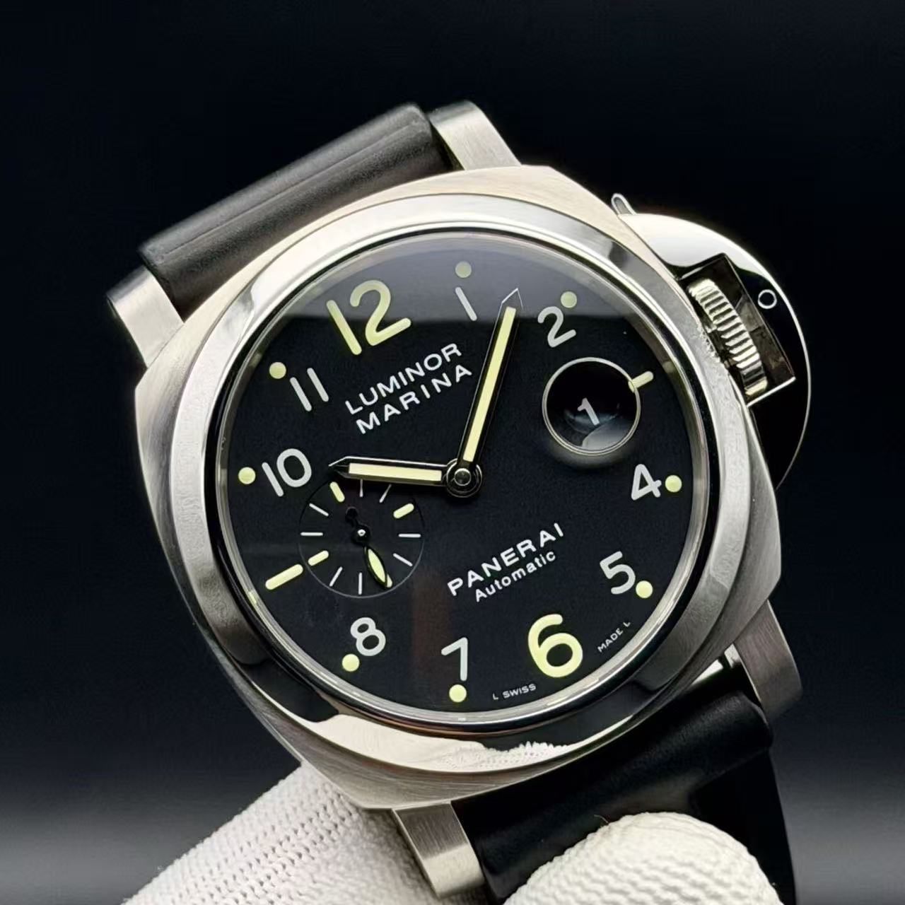 Panerai PAM00164 detail 2