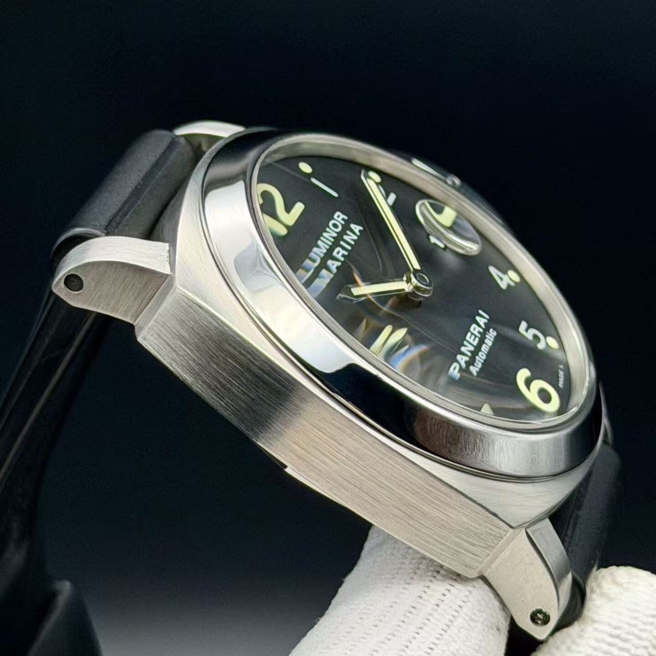 Panerai PAM00164 detail 4
