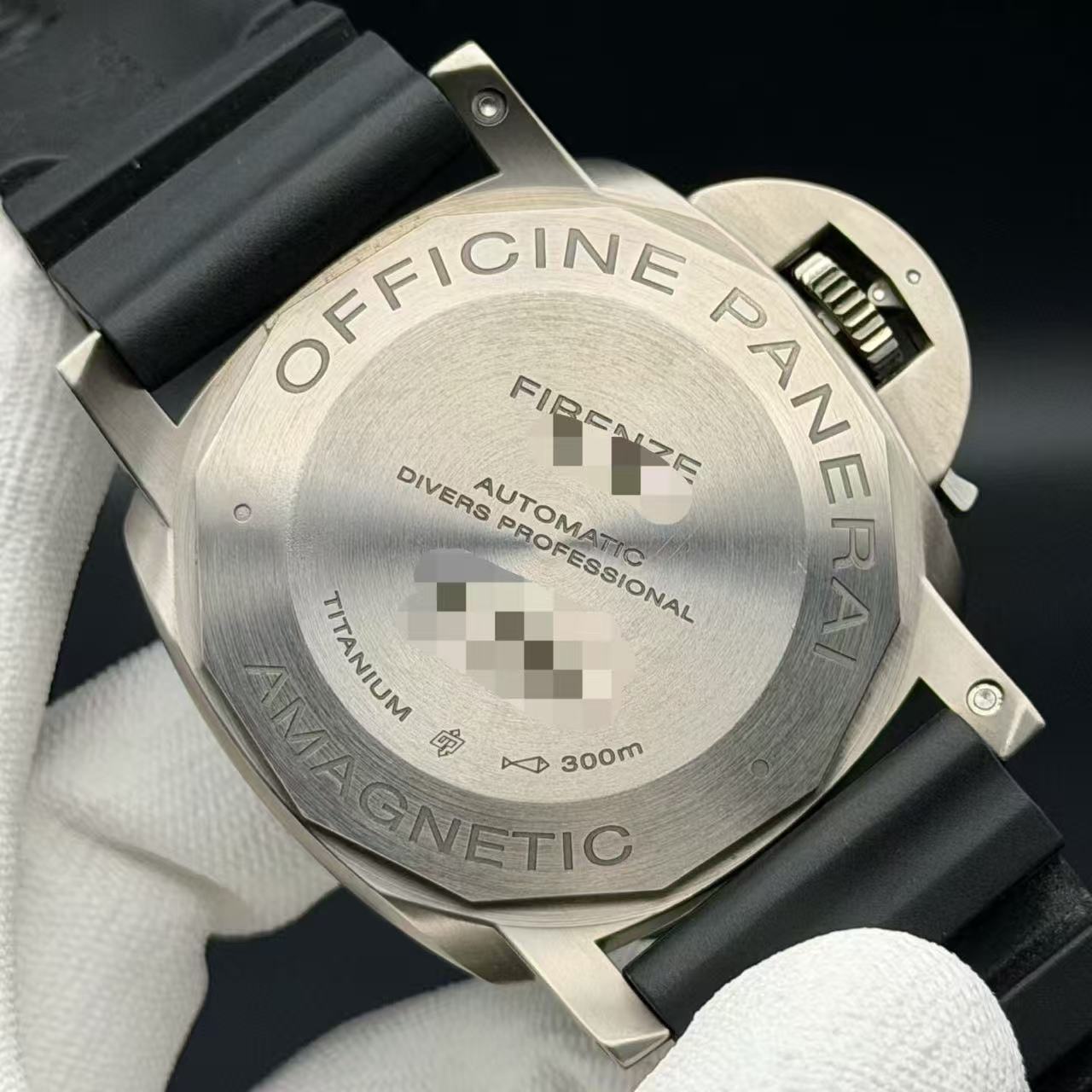 Panerai PAM01389 detail 7