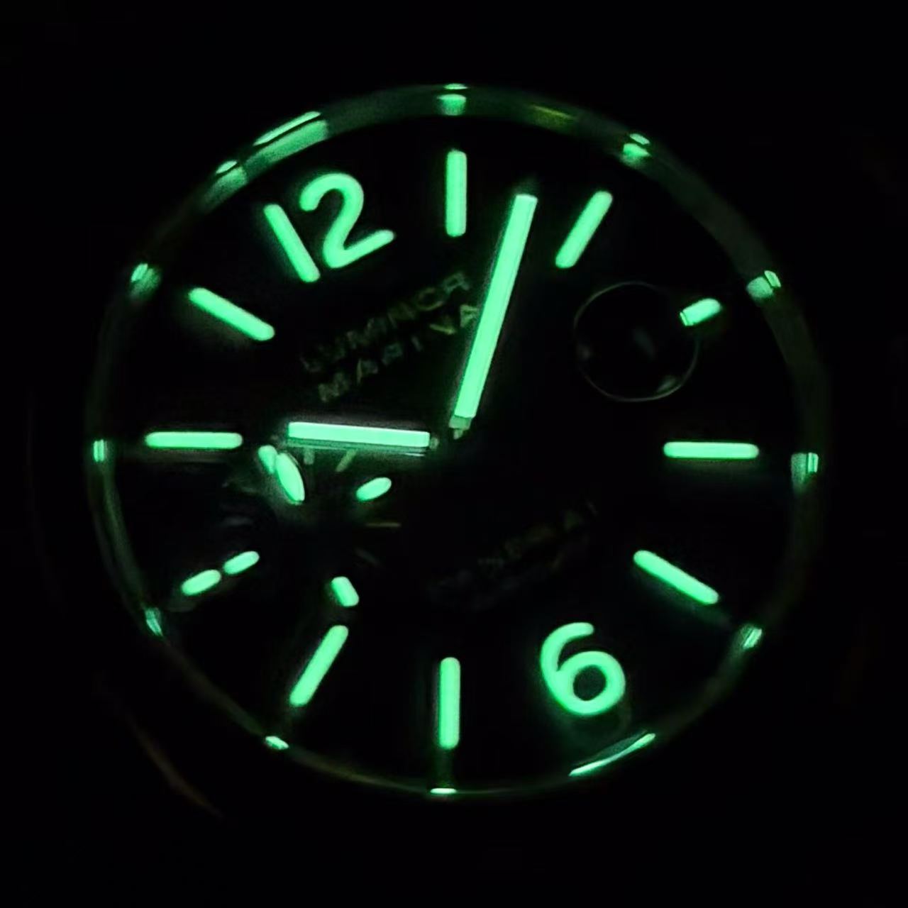 Panerai PAM00104 detail 7