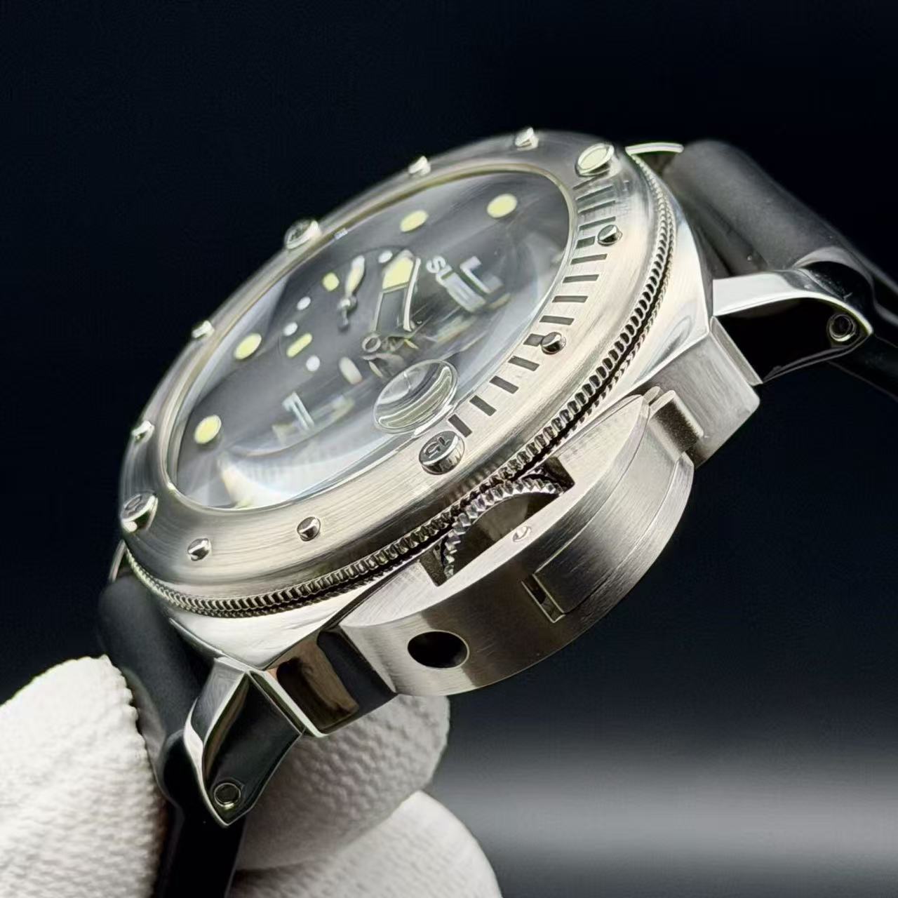 Panerai PAM00024 detail 2