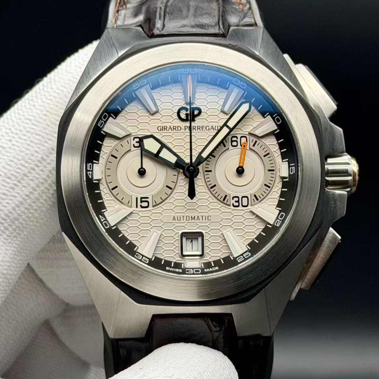 Girard Perregaux 49970-11-131-HDBA detail 6