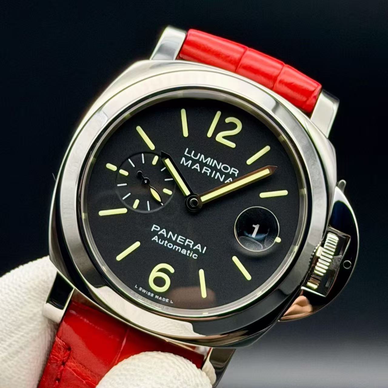 Panerai PAM01104 detail 7