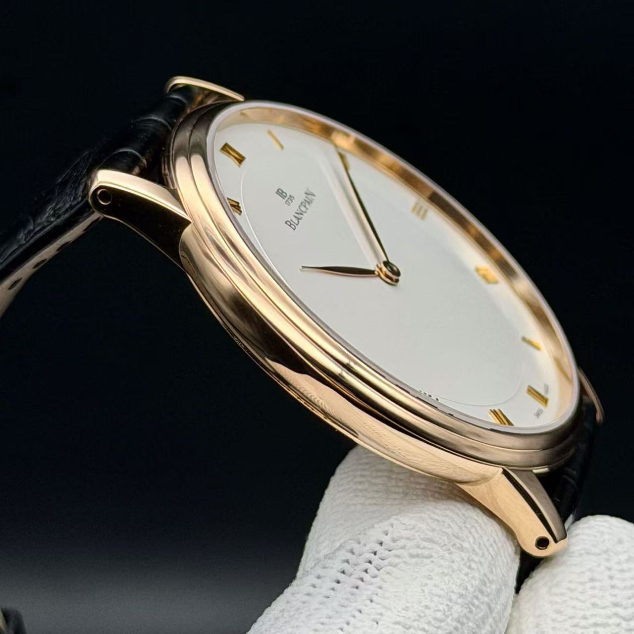 Blancpain 4053-3642-55 detail 4