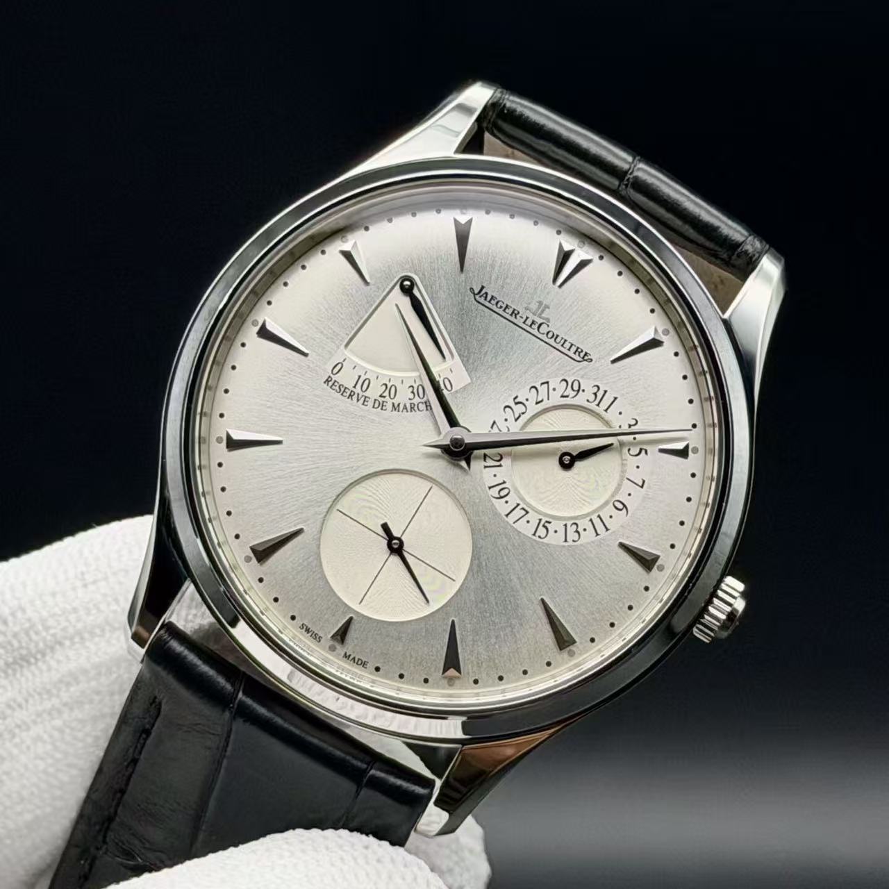 Jaeger-LeCoultre 1378420 detail 1