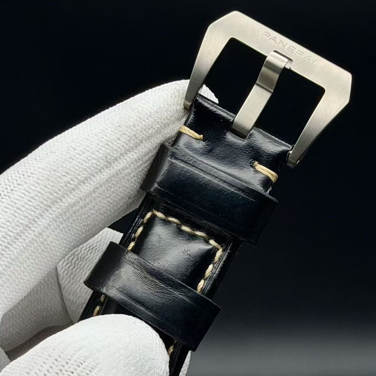 Panerai PAM00389 detail 6