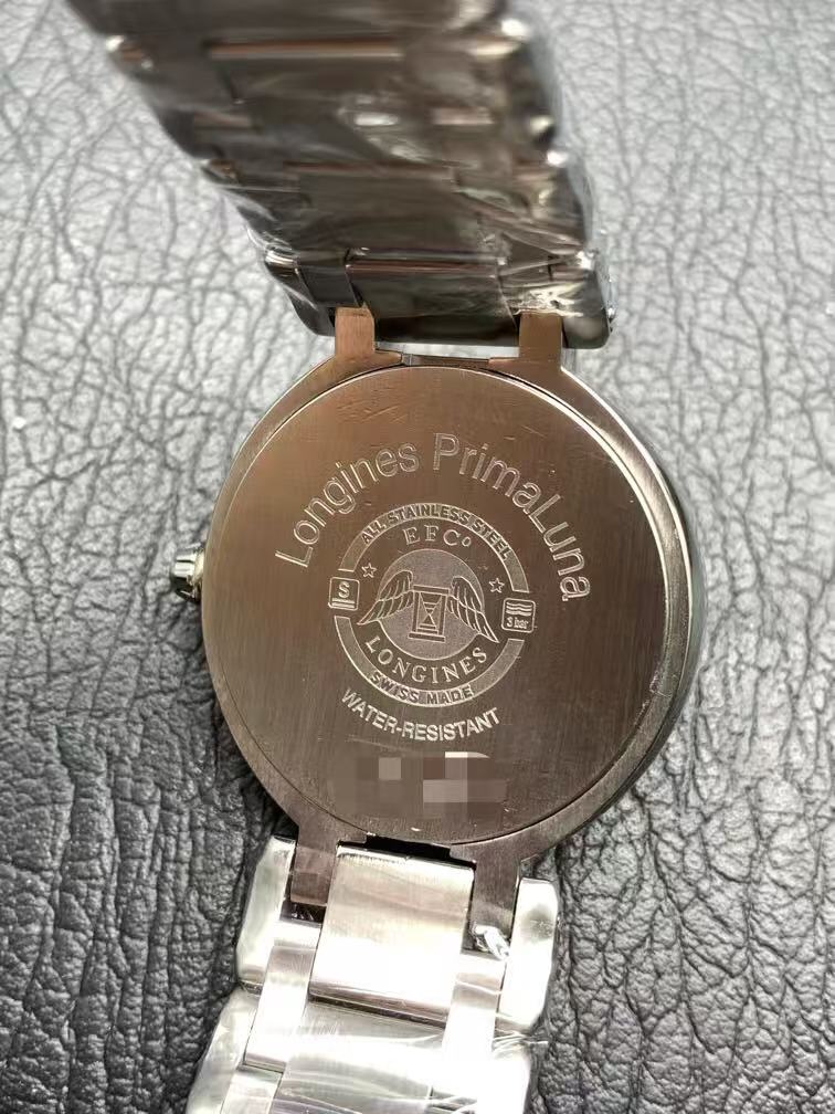 Longines L8.116.4.71.6 detail 2