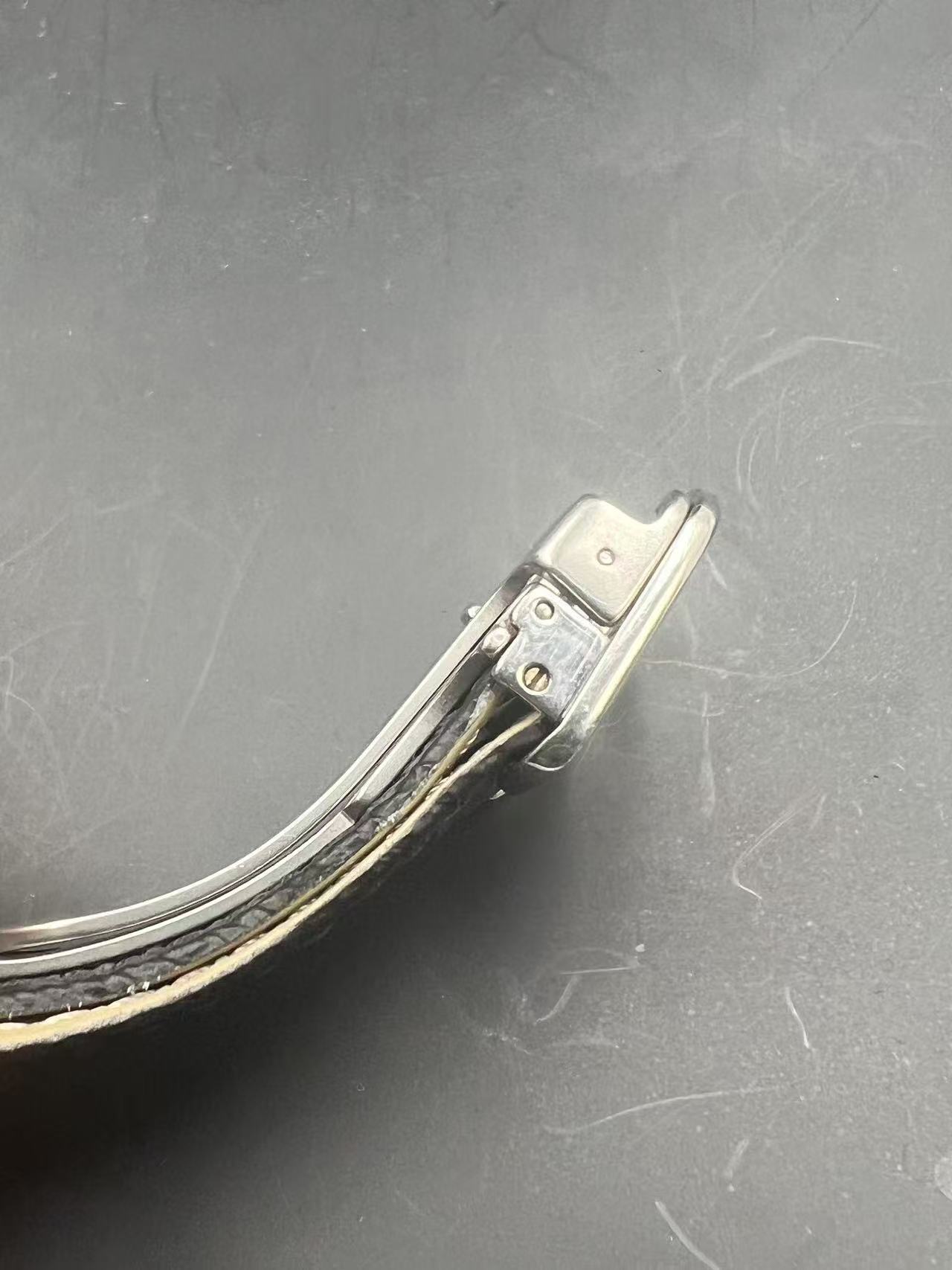 Cartier W6701010 detail 3