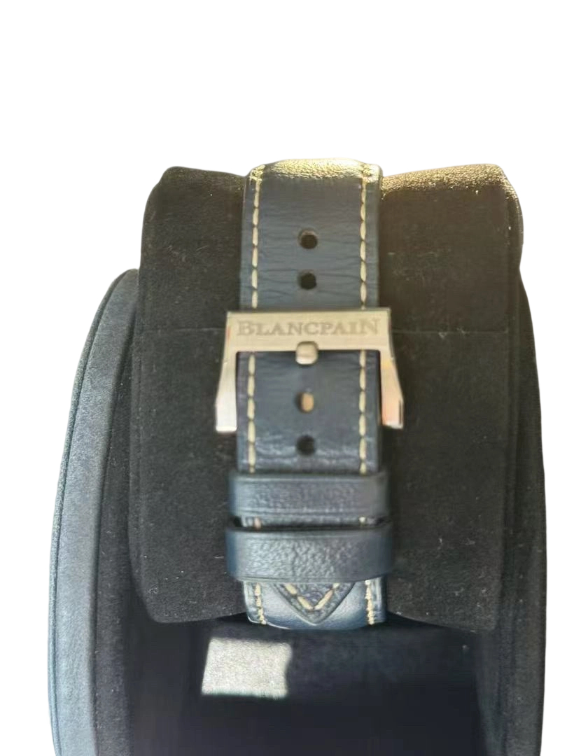 Blancpain AC02-12B40-63B detail 2