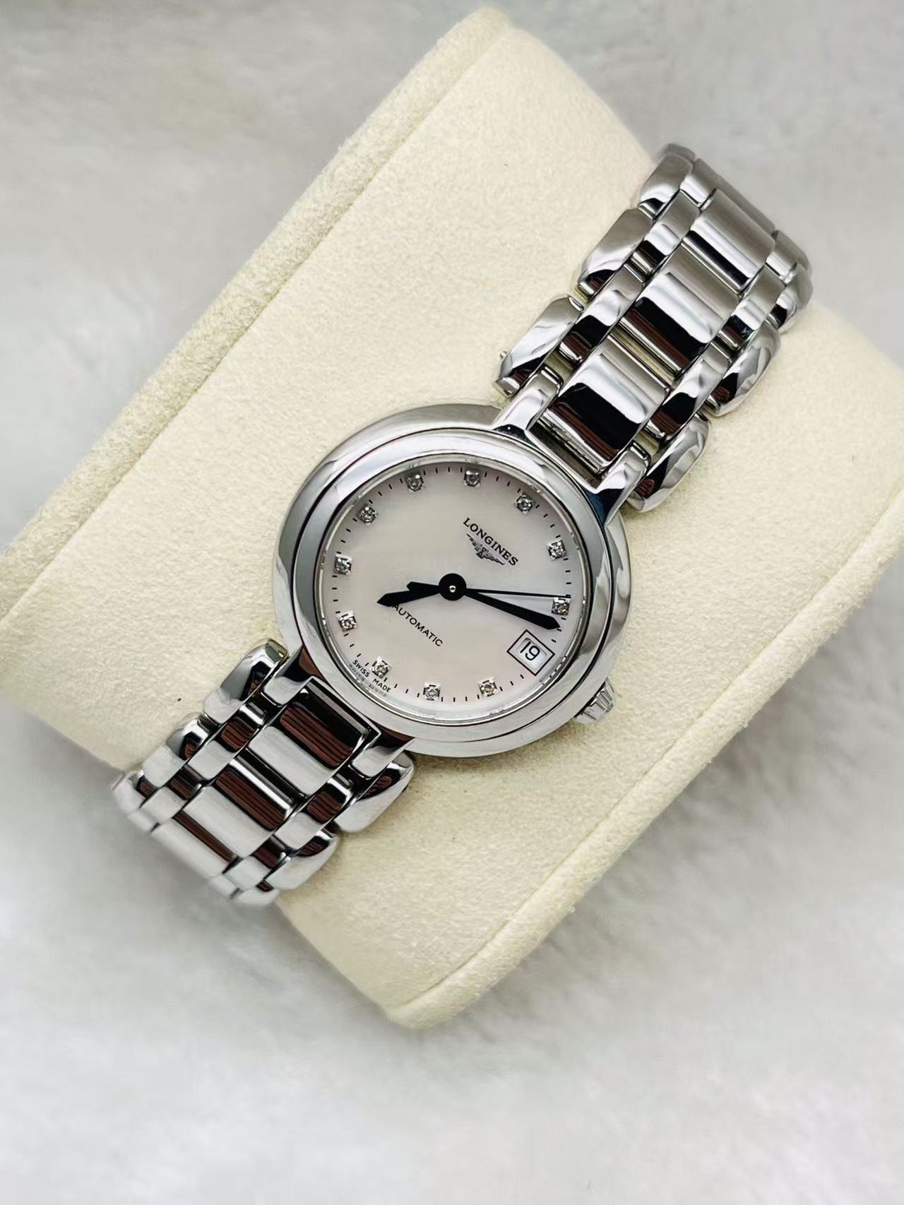 Longines L8.111.4.87.6 detail 1