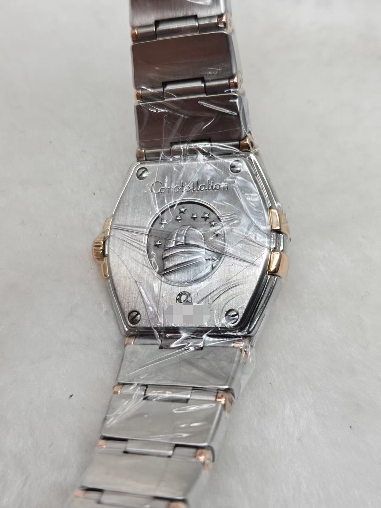 Omega 123.25.24.60.55.005 detail 5