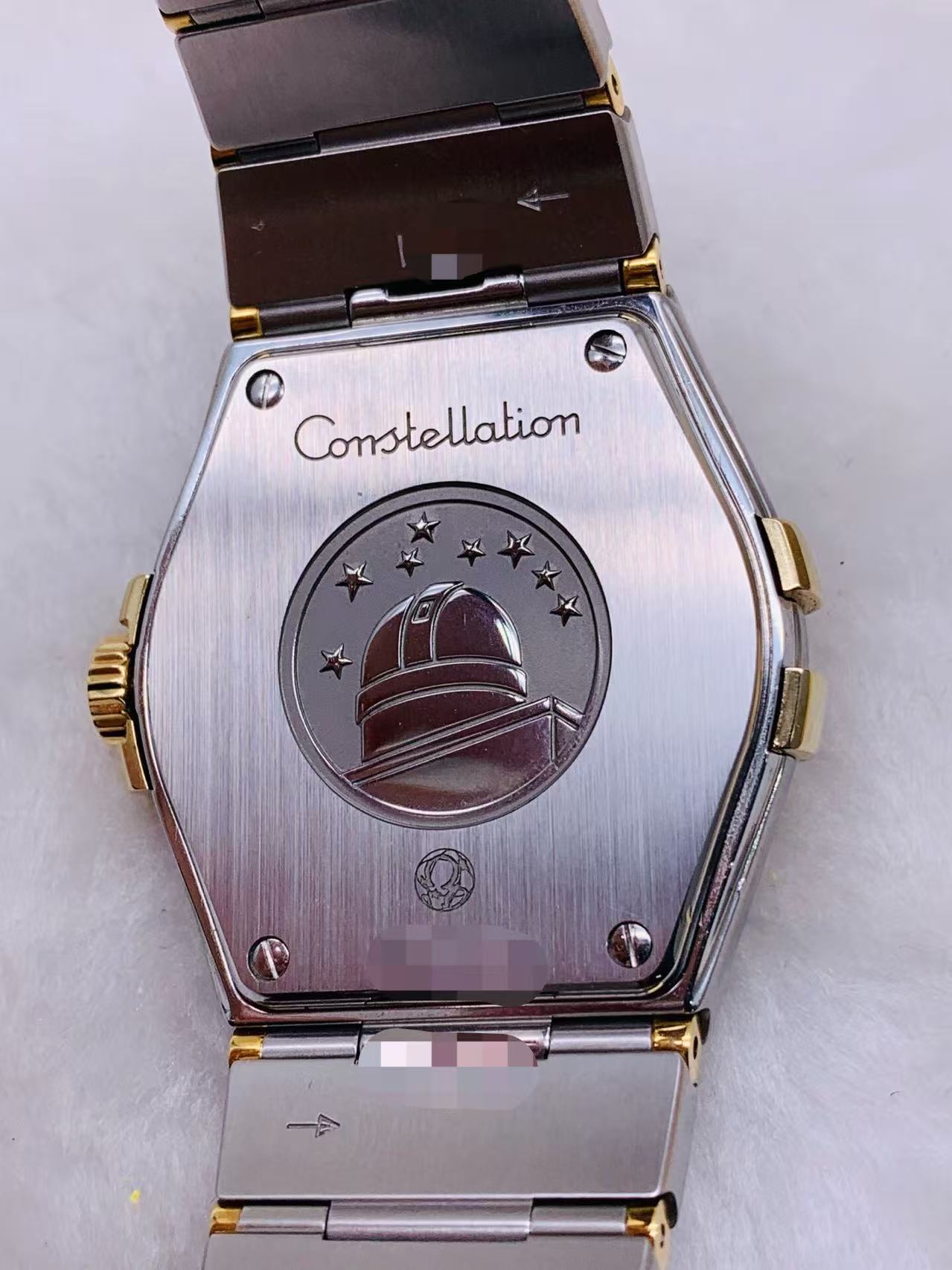 Omega 123.20.35.60.02.002 detail 5