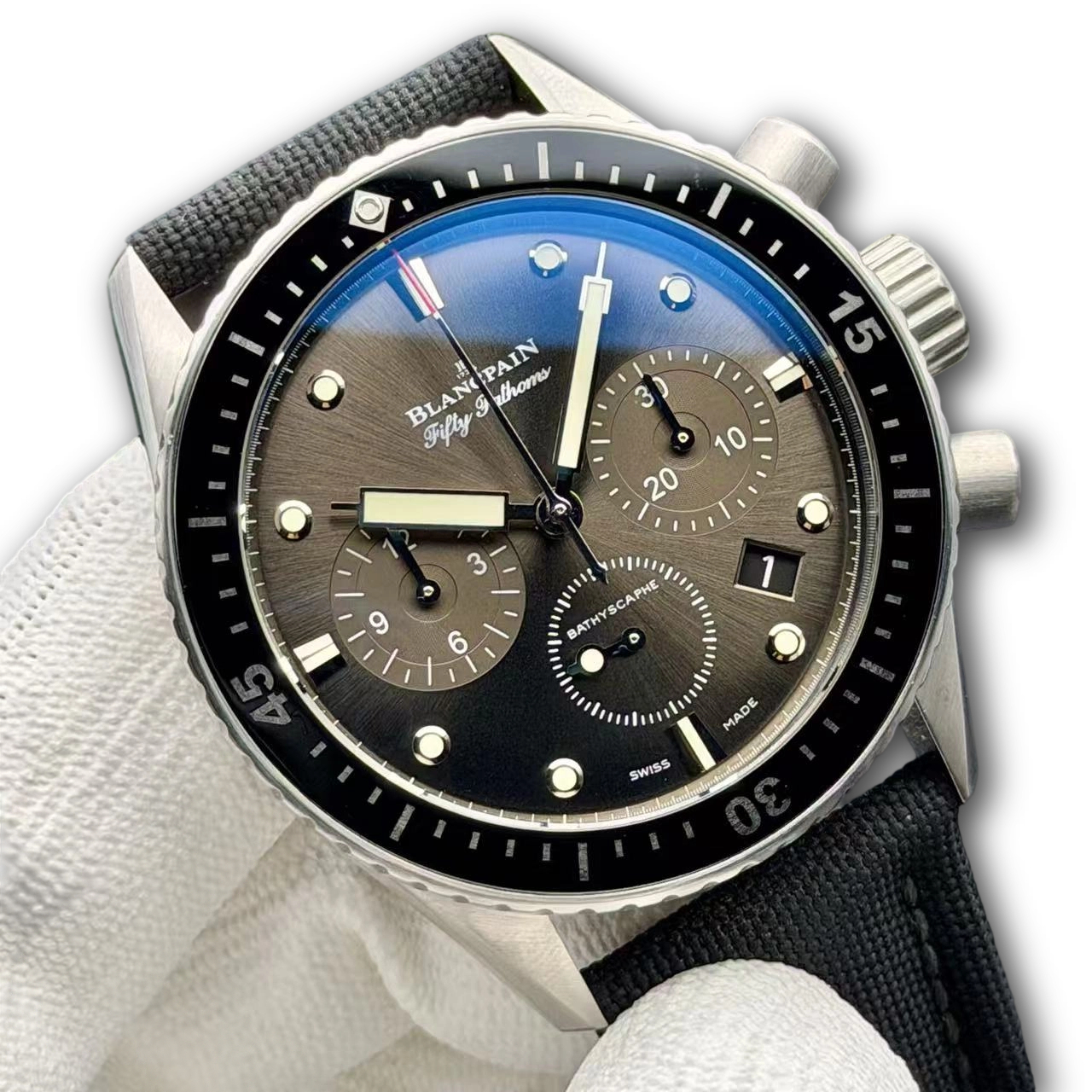 Blancpain 5200-1110-B52A detail 2