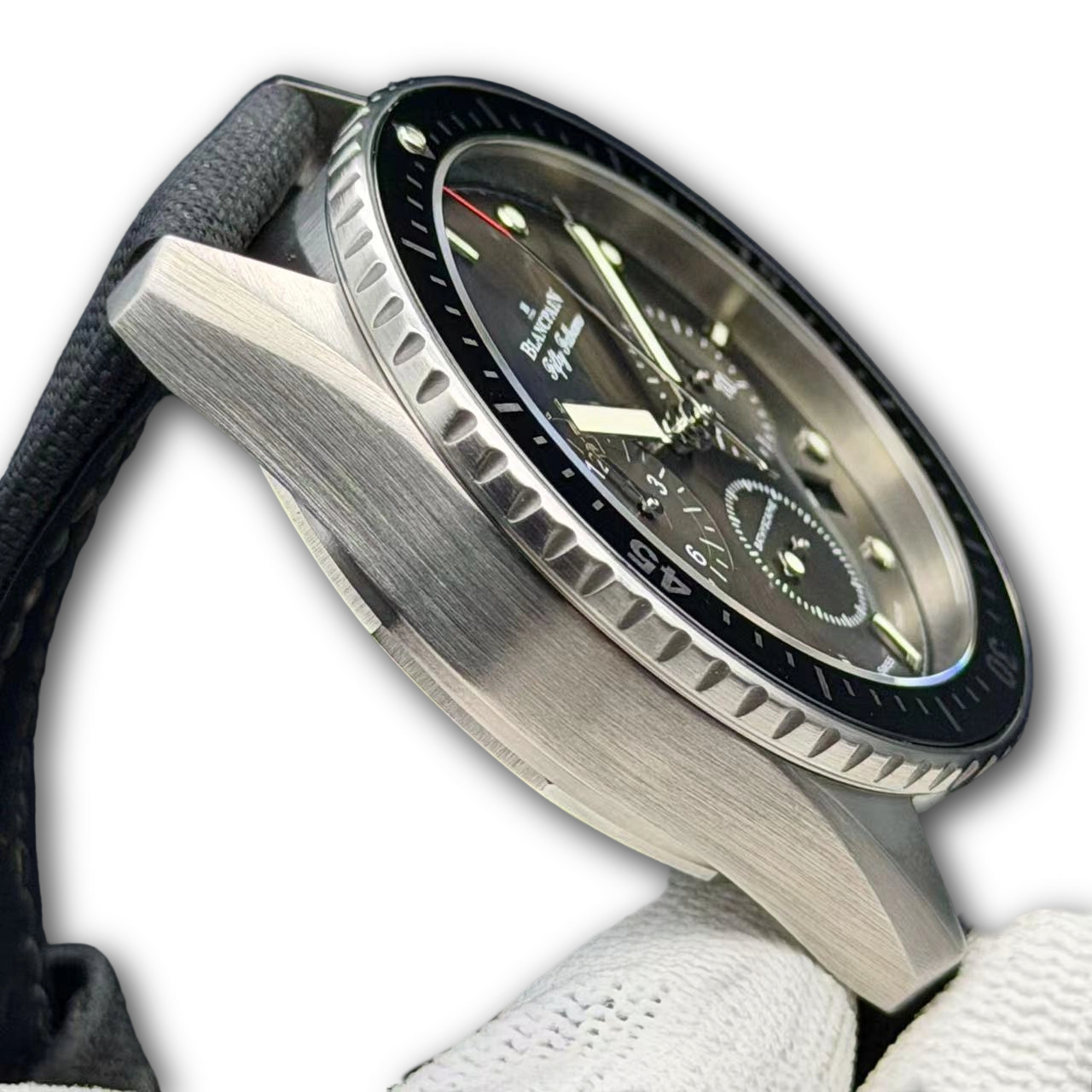 Blancpain 5200-1110-B52A detail 4