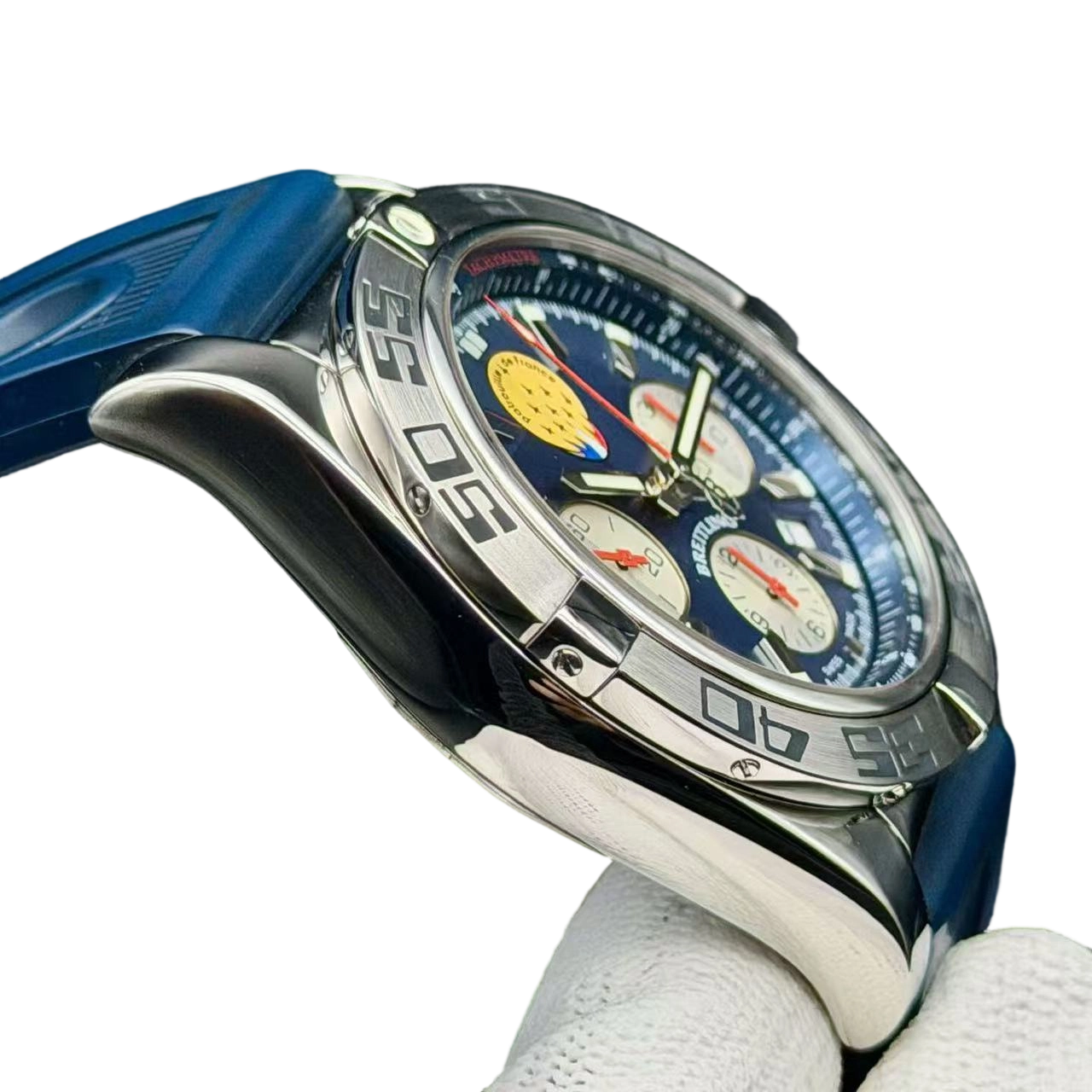 Breitling AB01109E detail 3