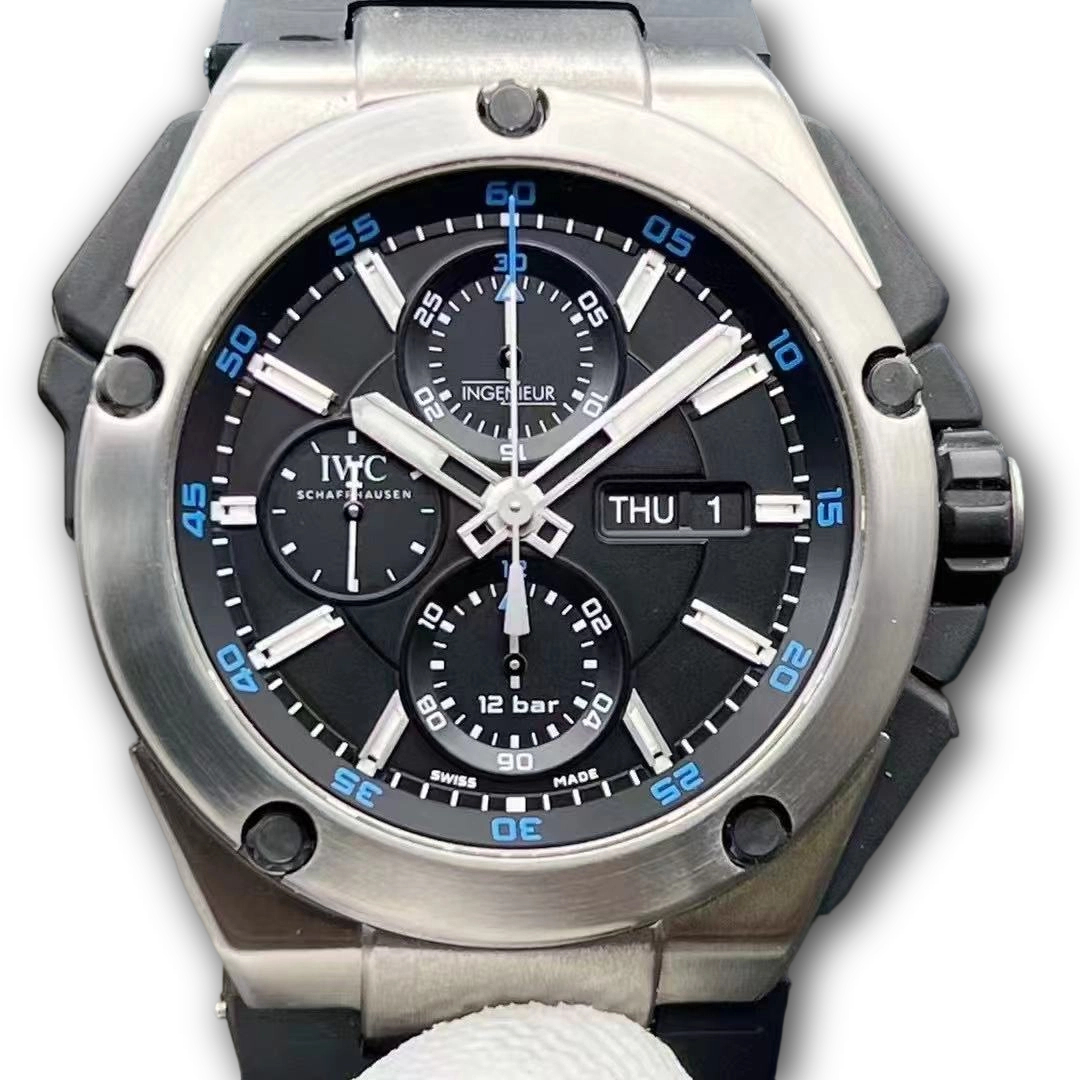 IWC IW386503 detail 4