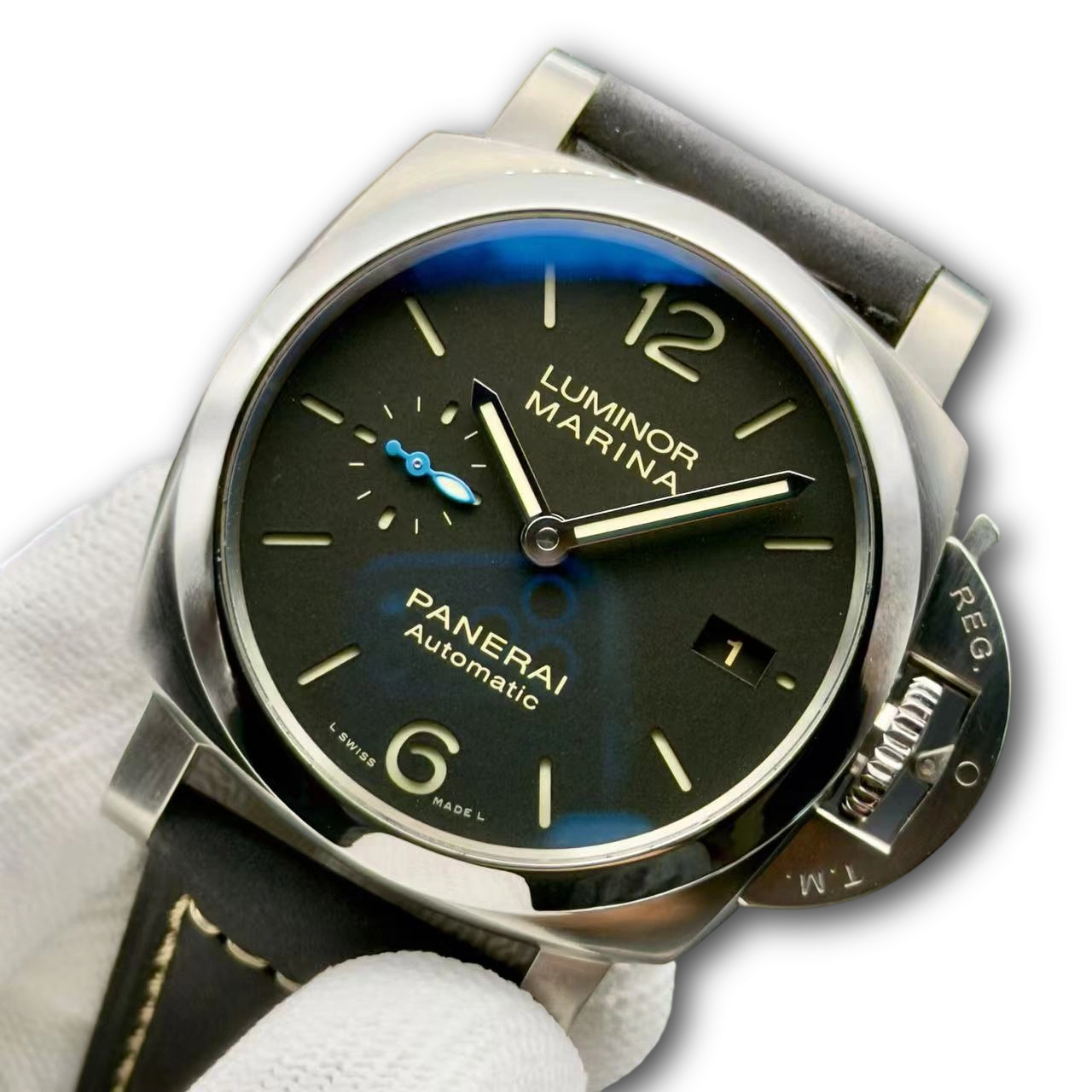 Panerai PAM02392 detail 1