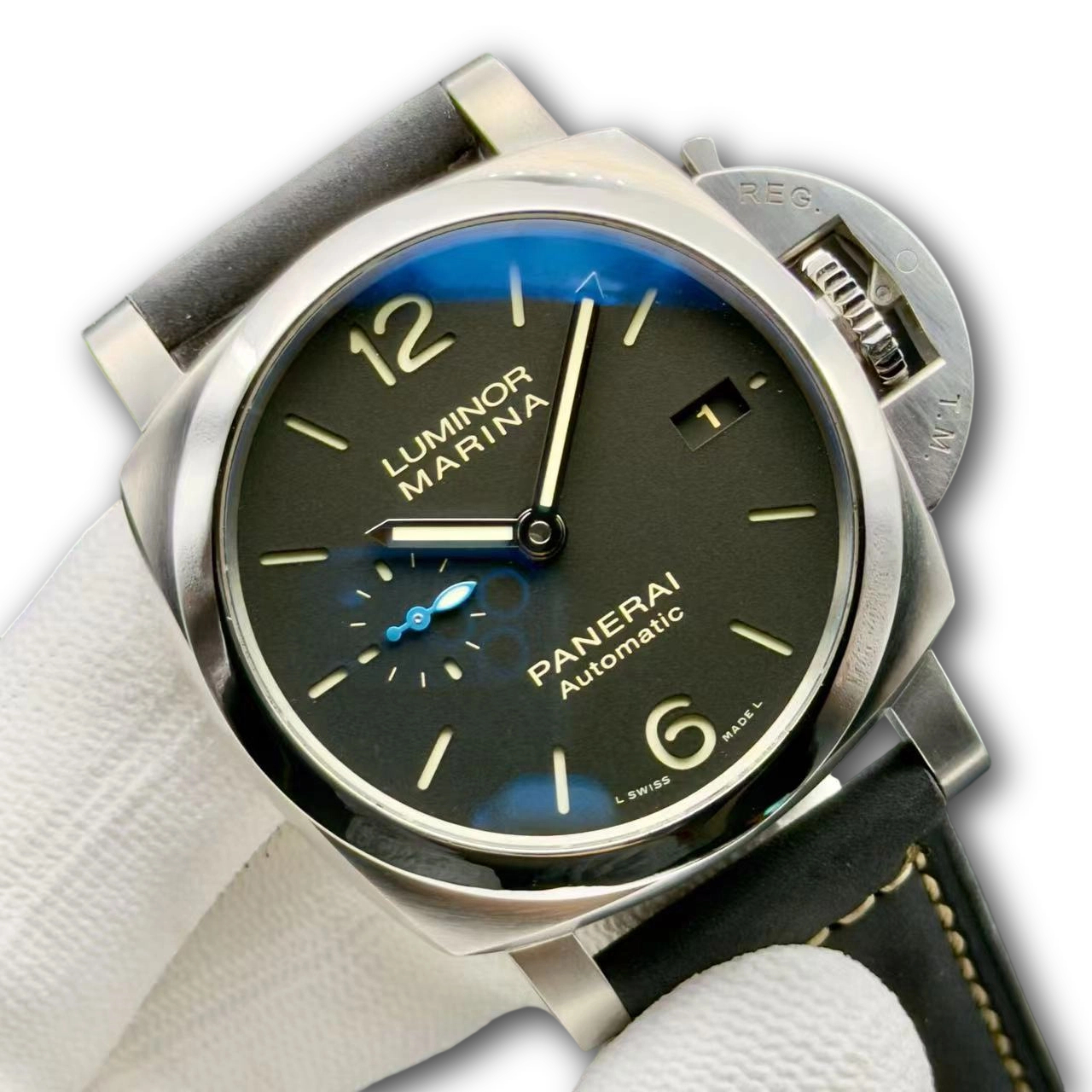 Panerai PAM02392 detail 2