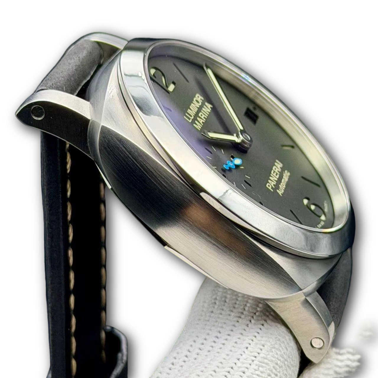 Panerai PAM02392 detail 4