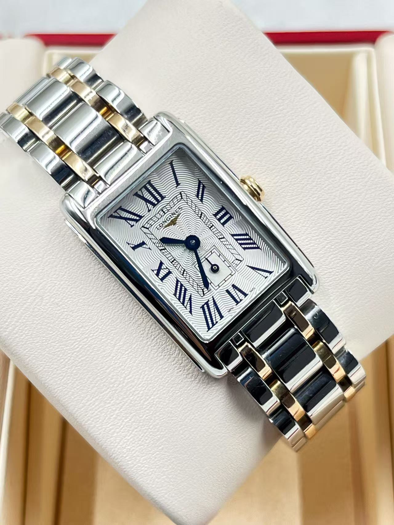 Longines L5.255.5.71.7 detail 2