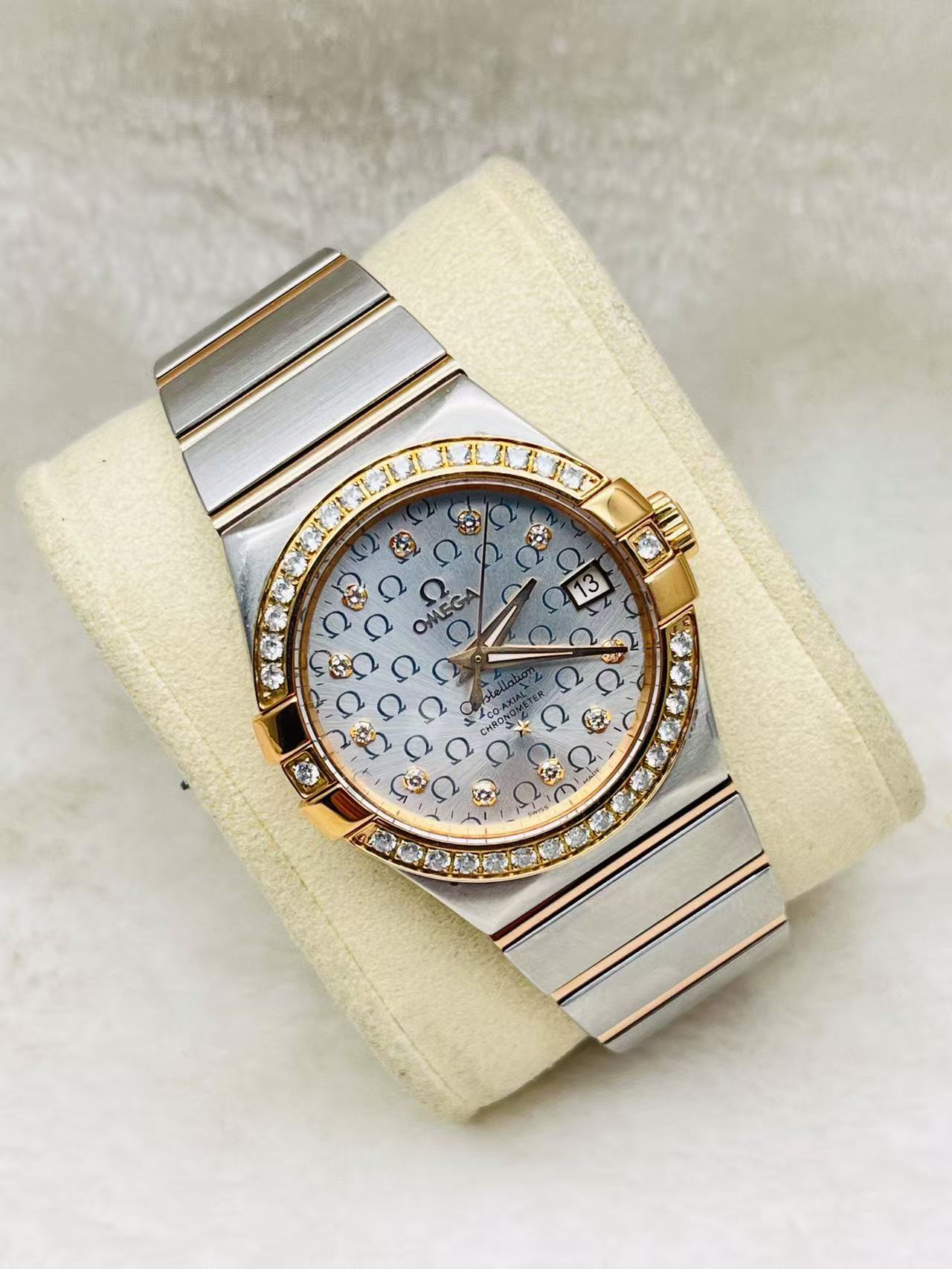 Omega 123.20.35.20.52.003 detail 1