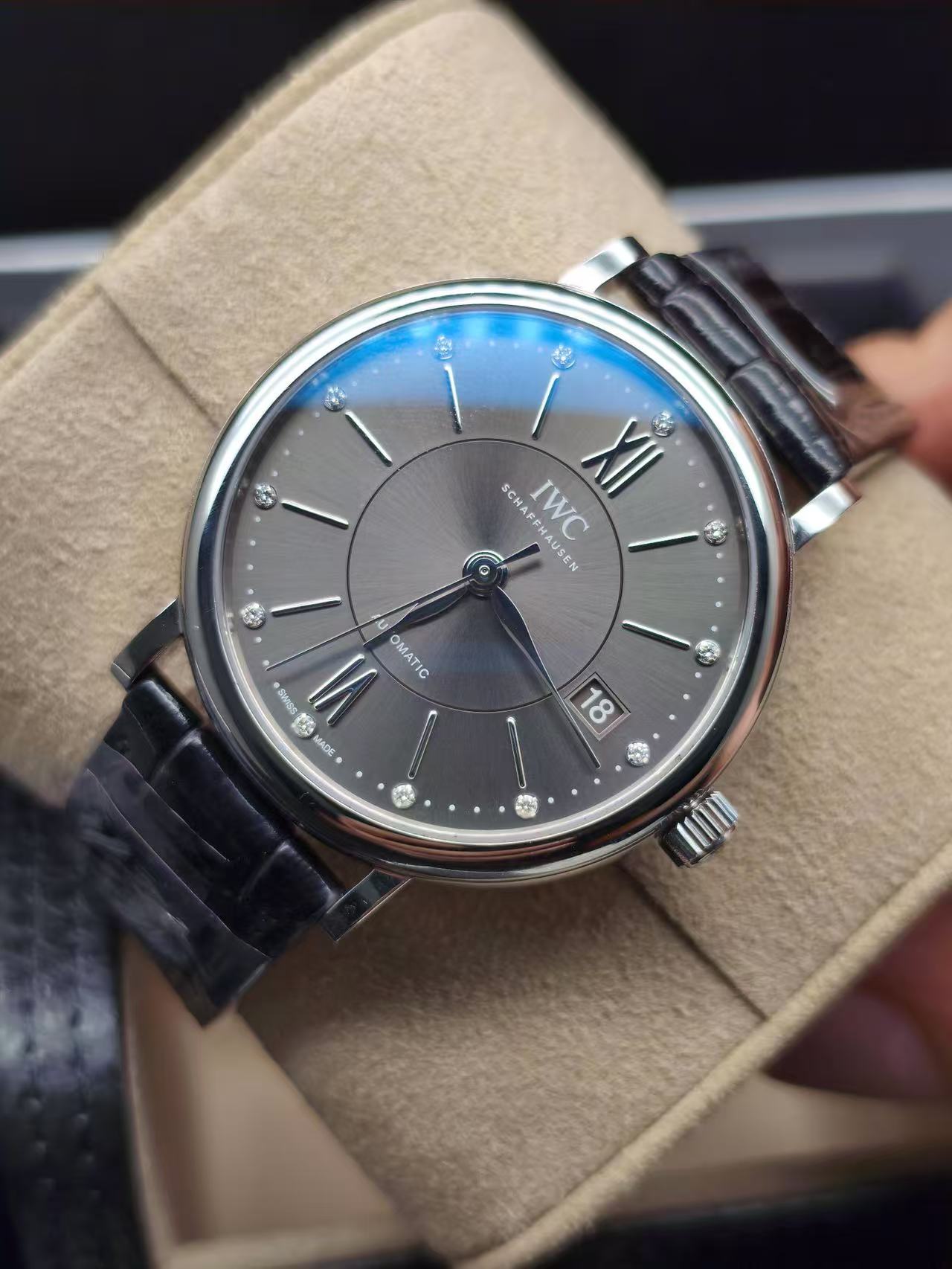 IWC IW458102 detail 4