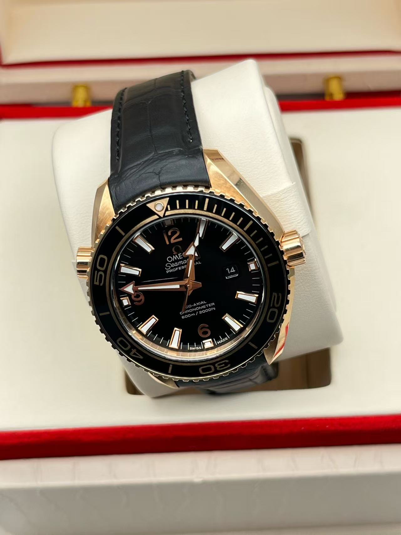 Omega 232.63.38.20.01.001