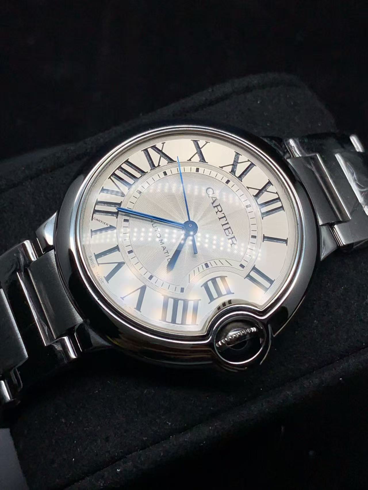 Cartier W6920046 detail 3