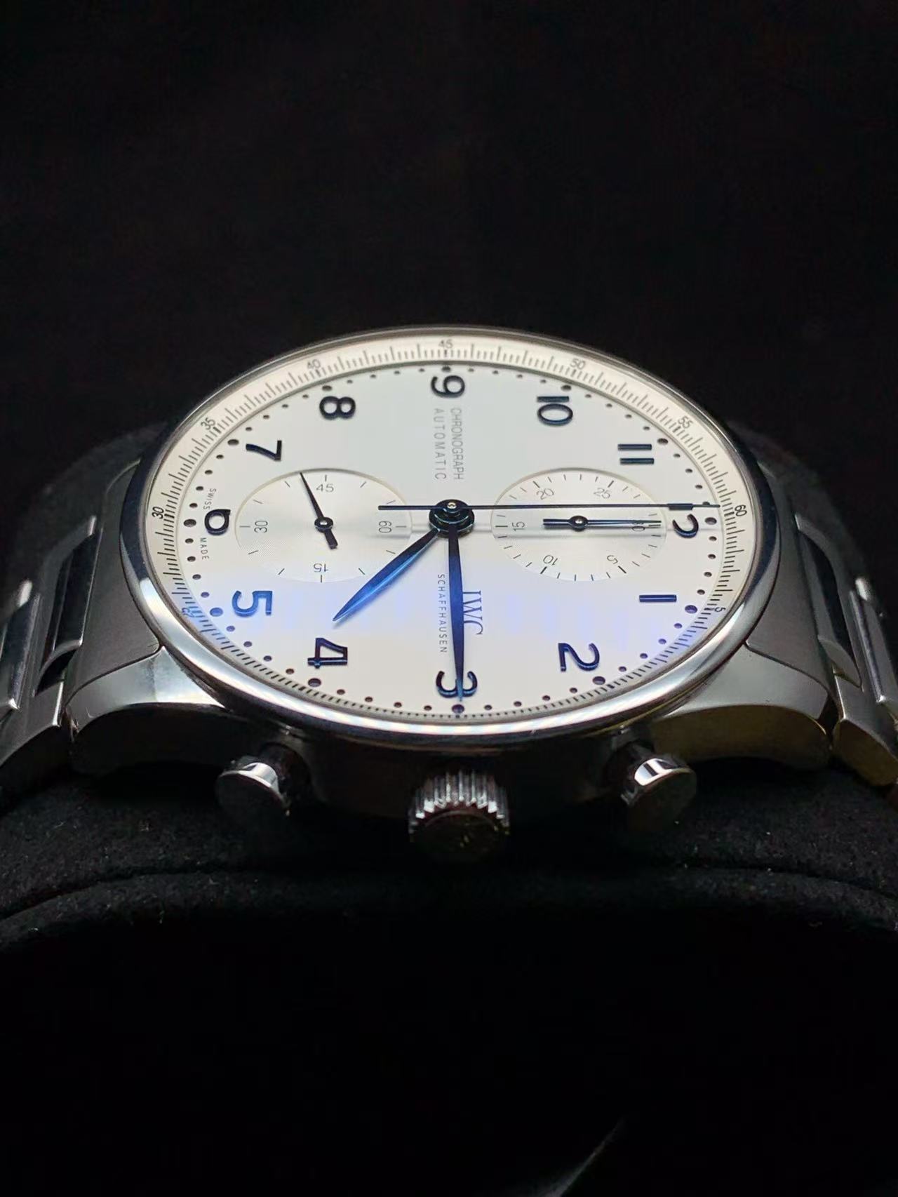 IWC IW371617 detail 3