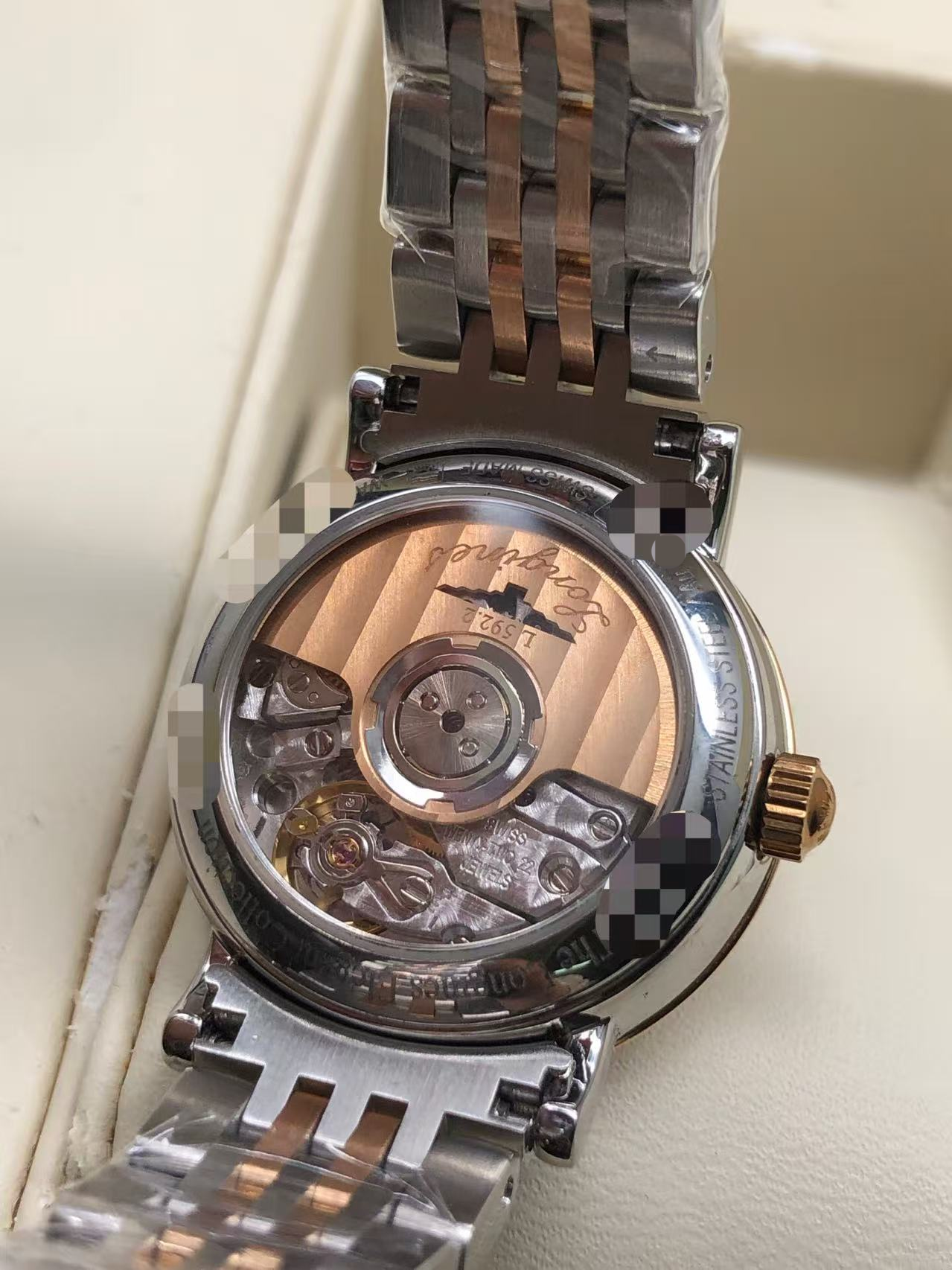 Longines L4.309.5.88.7 detail 2