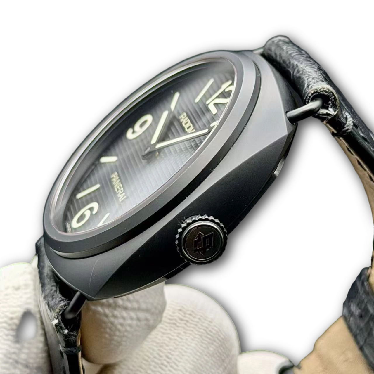 Panerai PAM00643 detail 3