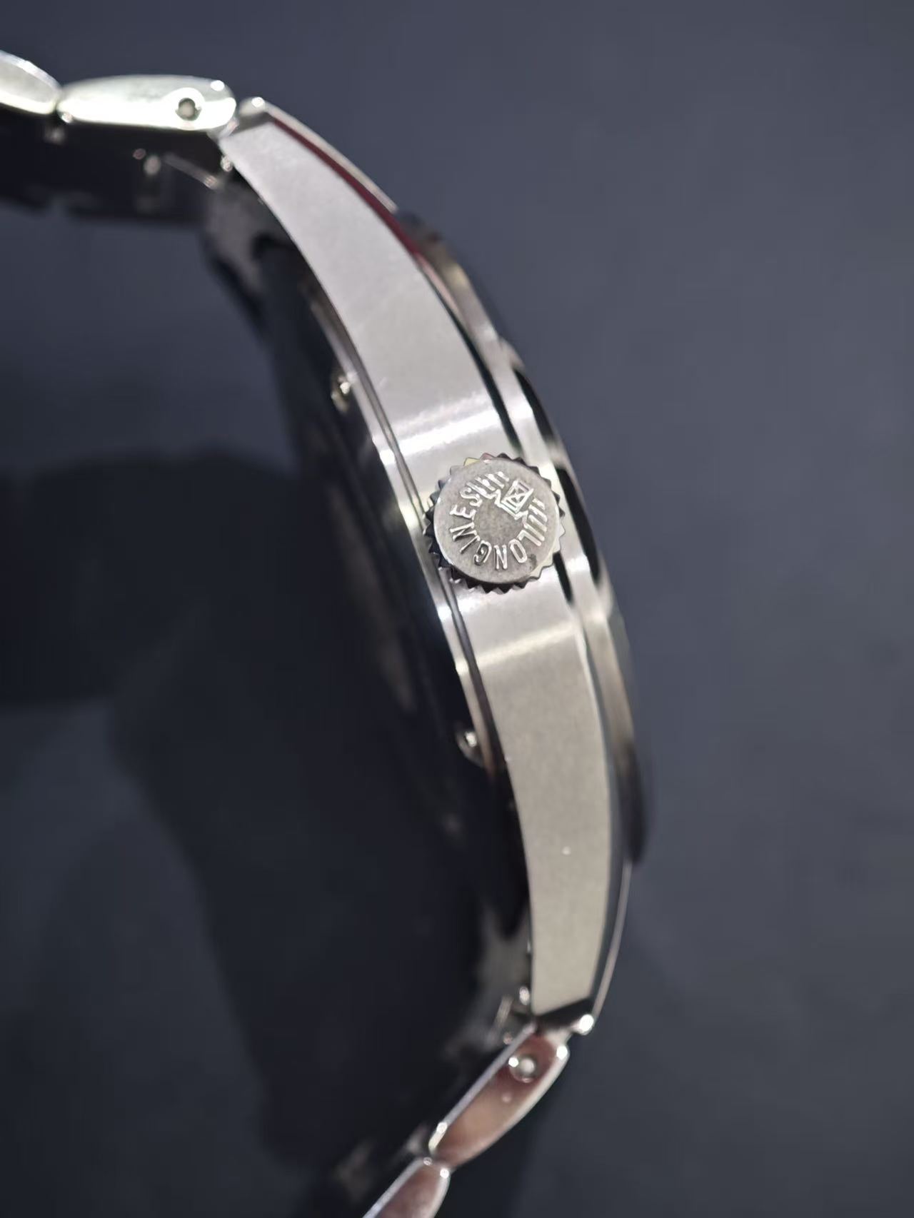 Longines L3.811.4.53.6 detail 1